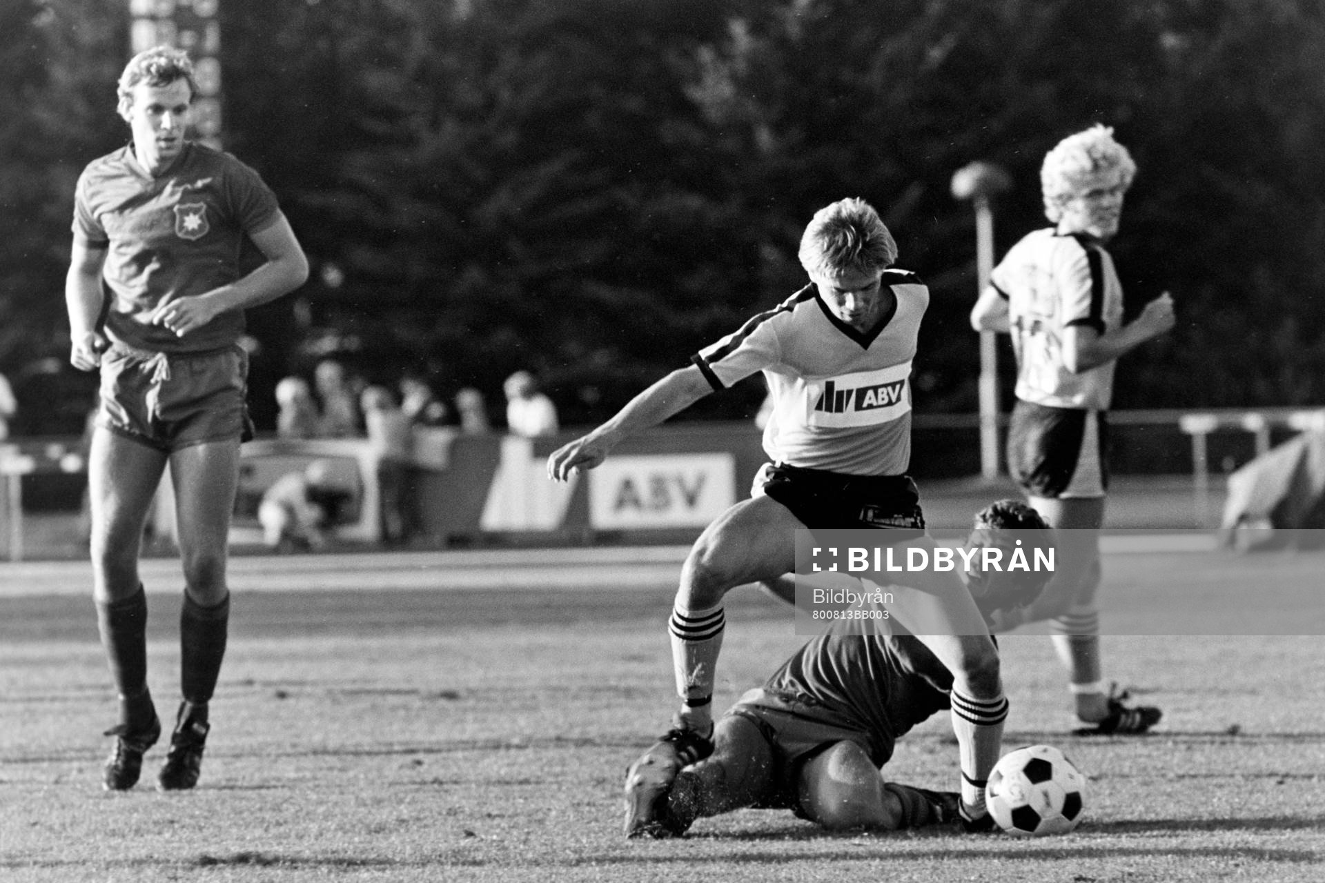 Bo Eriksson med bollen