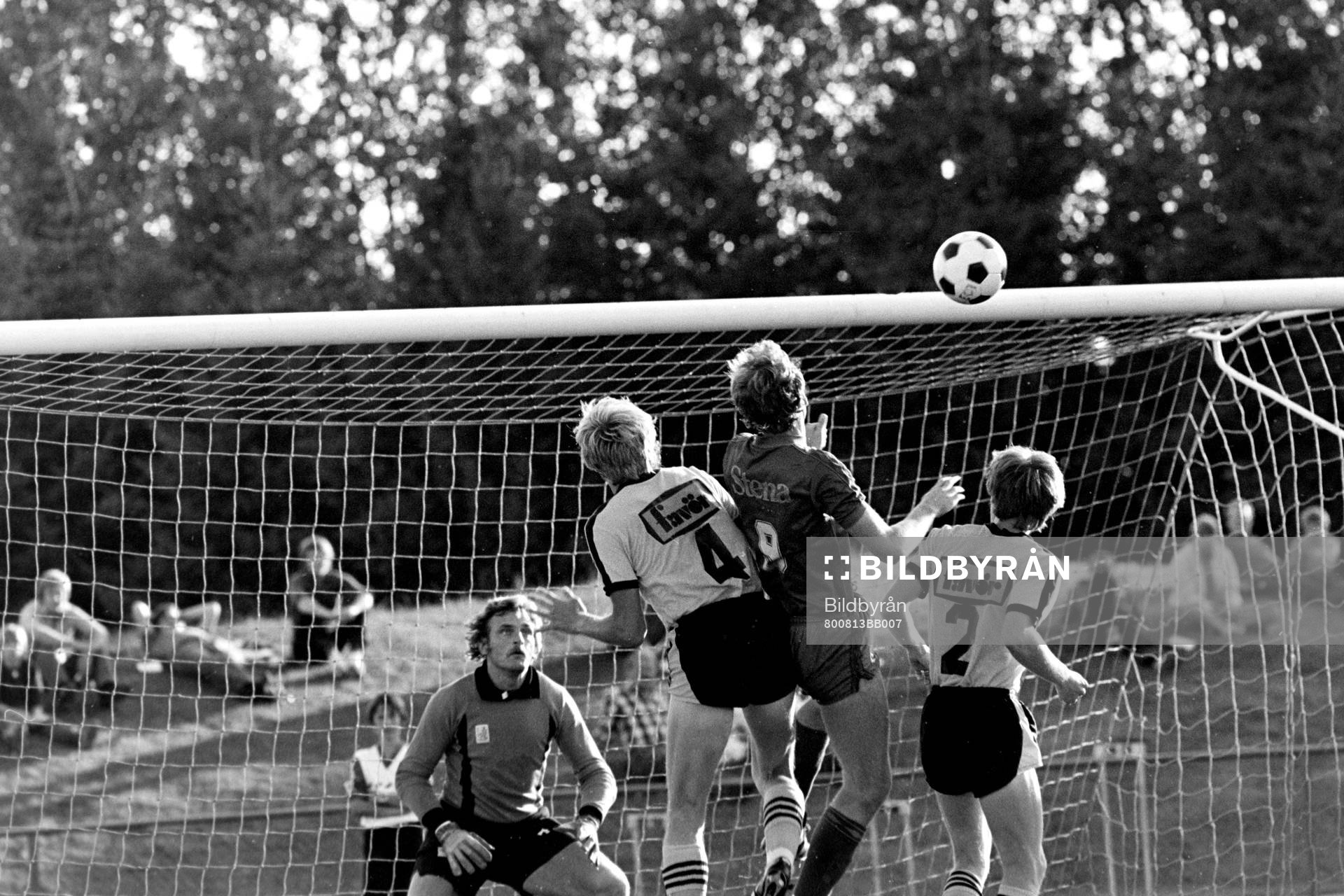 Situation framför hässleholms målvakt Lars Jansson