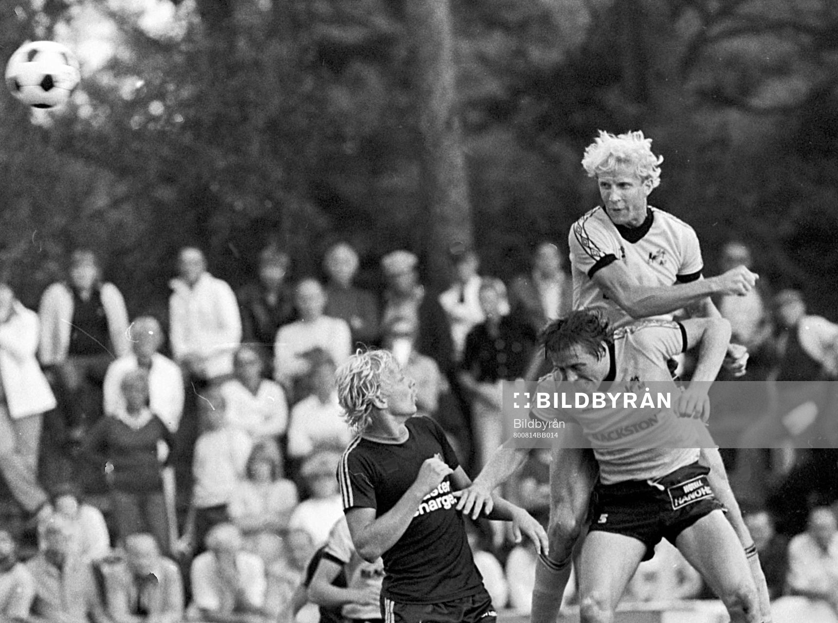 Roy Nylander, Mjällby når högst i en luftduell