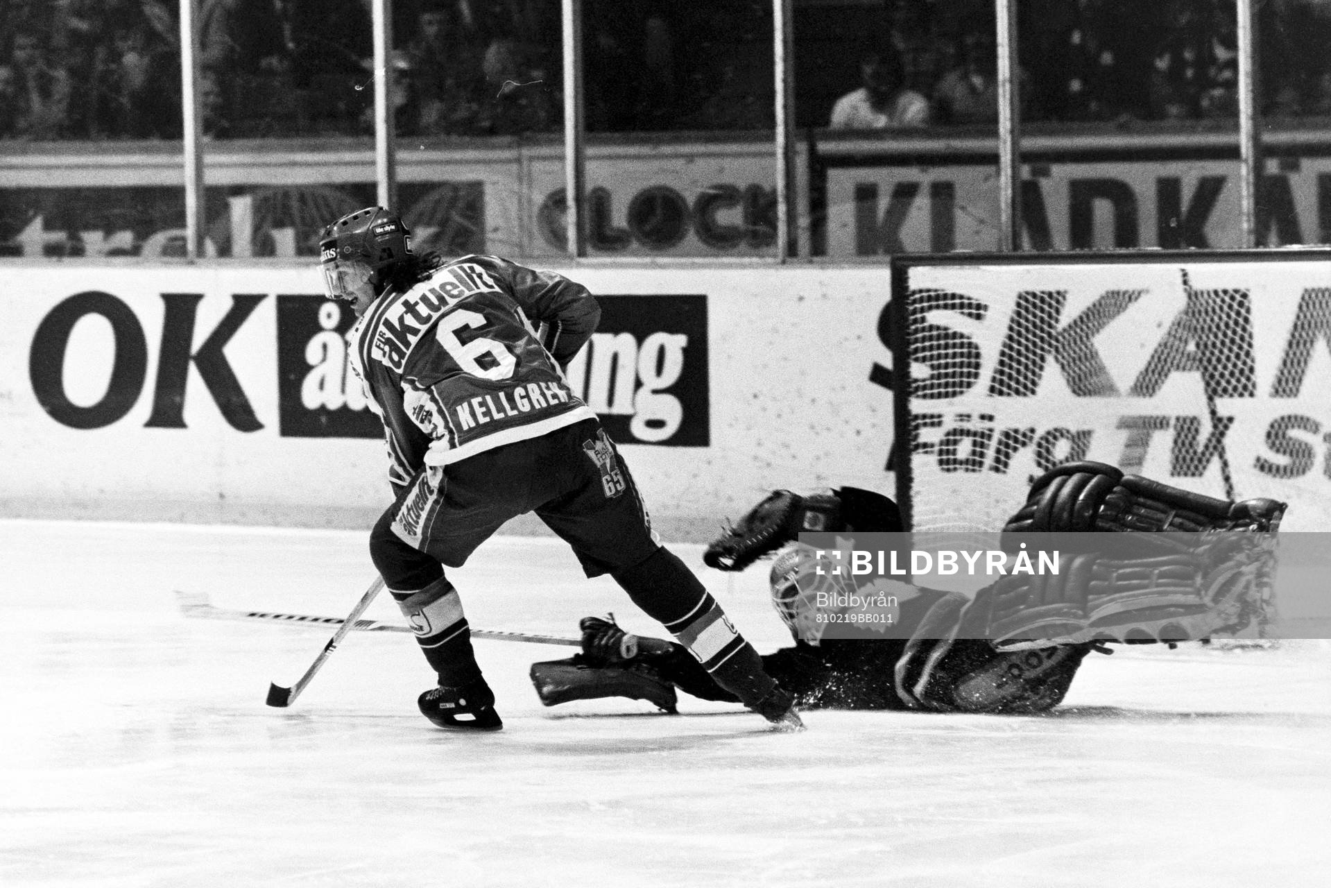 Krister Kjellgren, Frölunda framför Mats Abrahamsson,