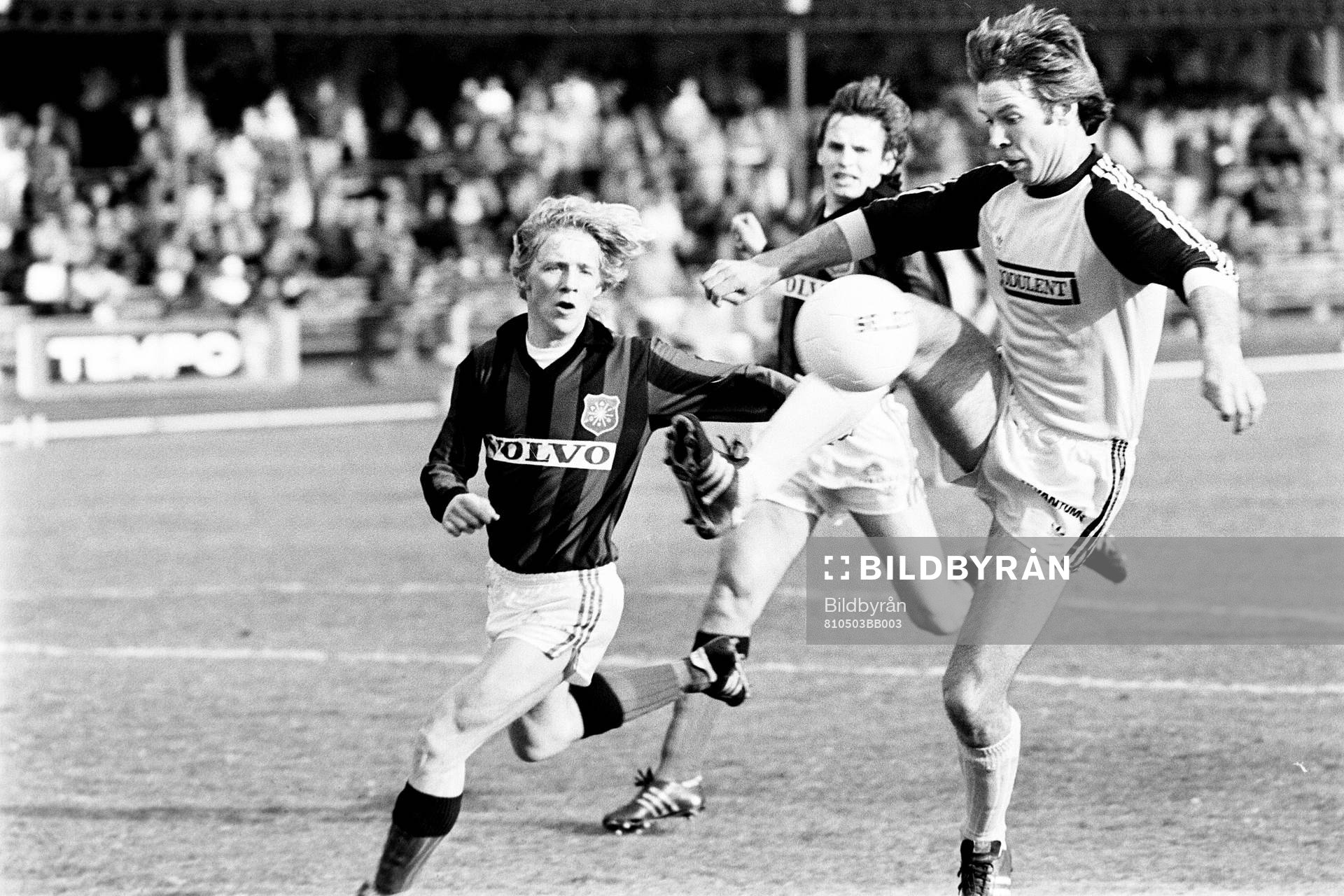 Fotboll, Div 2 Södra, IFK Hässleholm -  Gais, 1-1: Claes Cronqvist, Hässleholm med bollen.