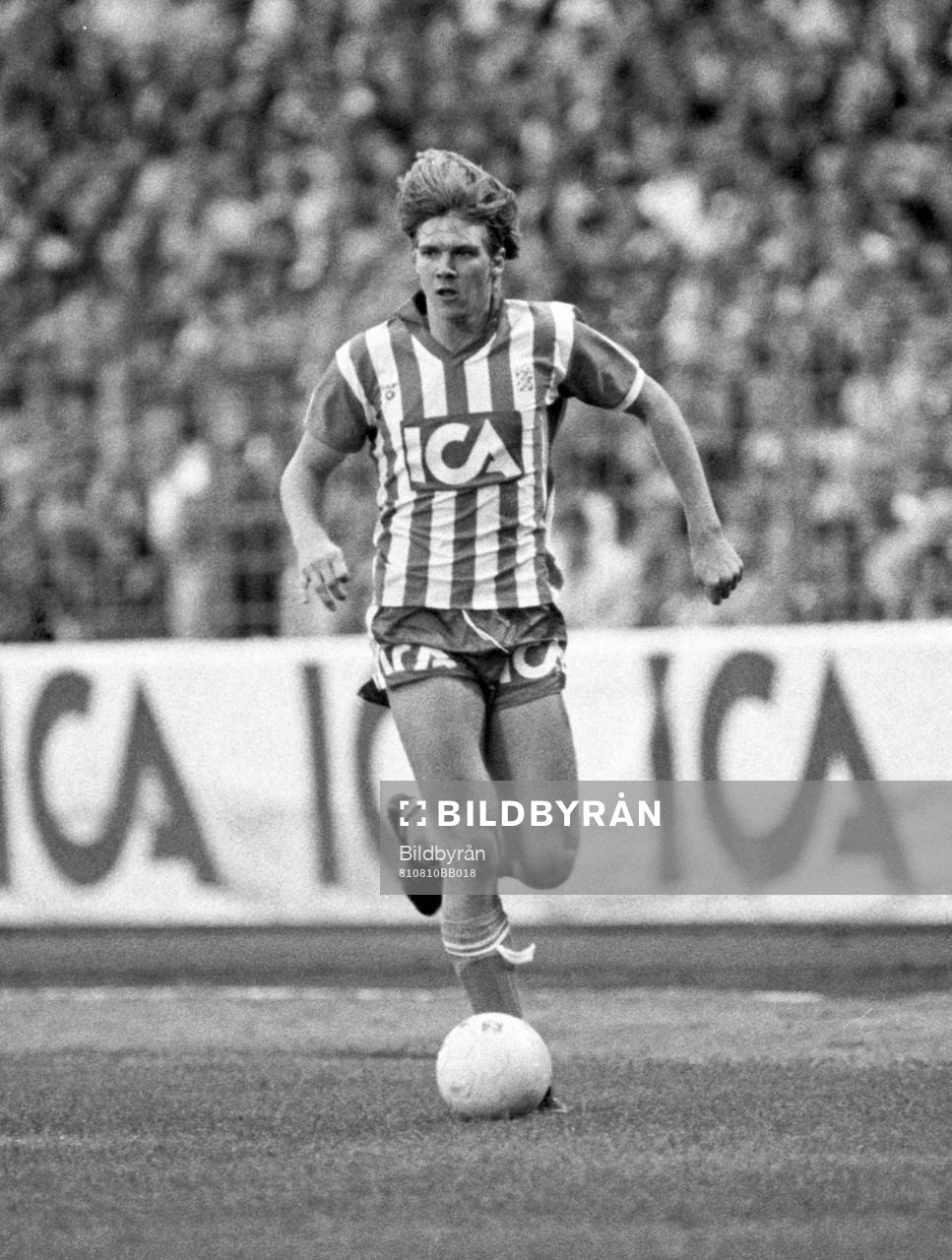  Glenn Strömberg, Göteborg med bollen
© Bildbyrån - 5338