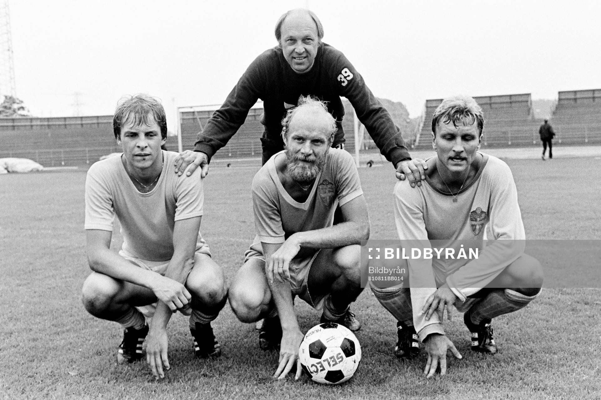 Fotboll, Sverige - Bulgarien, förhands: Sveriges förbundskapten Lars Arnesson bakom Tommy Holmgren, Thomas Sjöberg och Thomas Larsson.