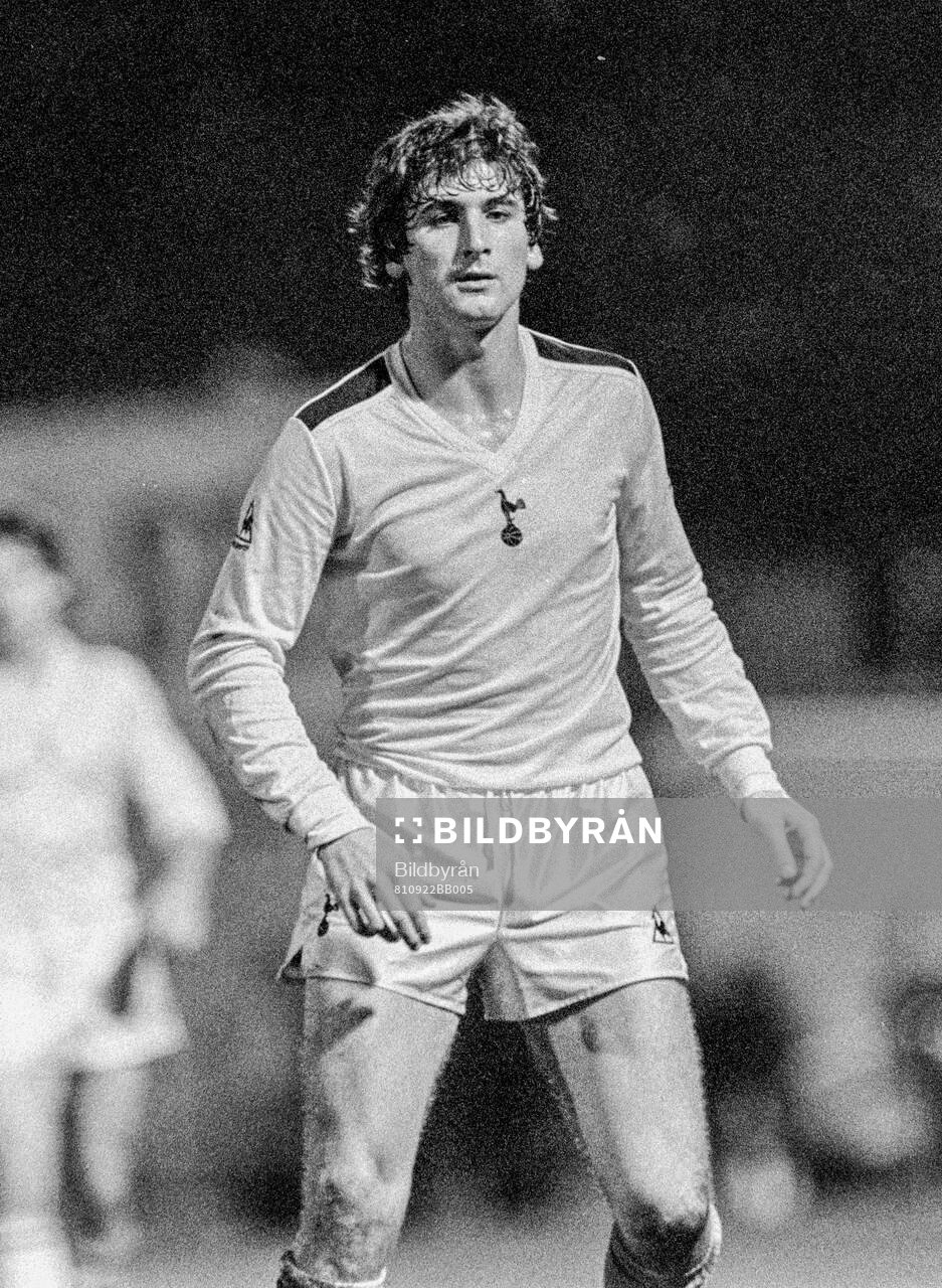 Football, Divison One, England 1981-1982: Swansea - Tottenham: Tottenhams Mark Falco. 