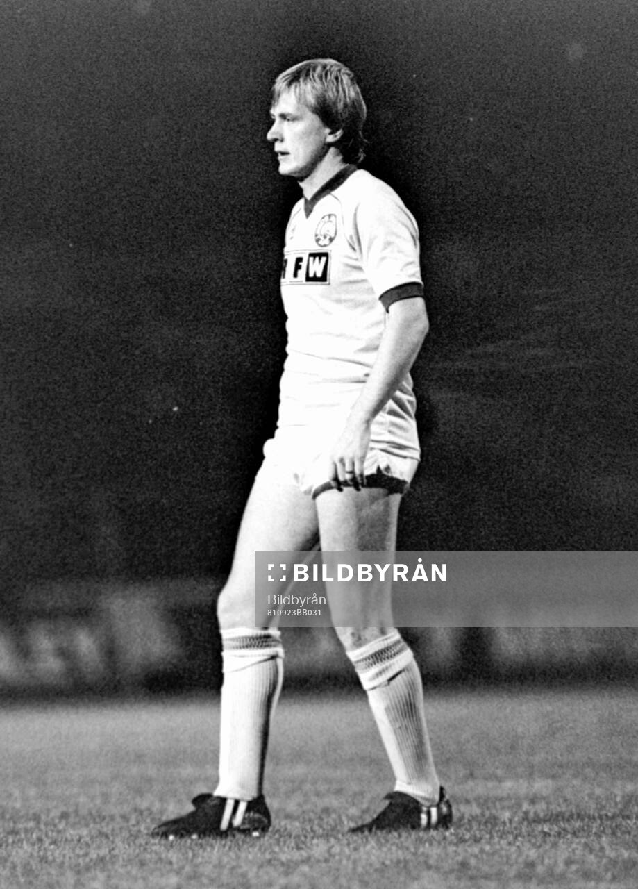 Football, Divison One, England 1981-1982, Manchester City - Leeds 4-0: Peter Barnes of Leeds. 