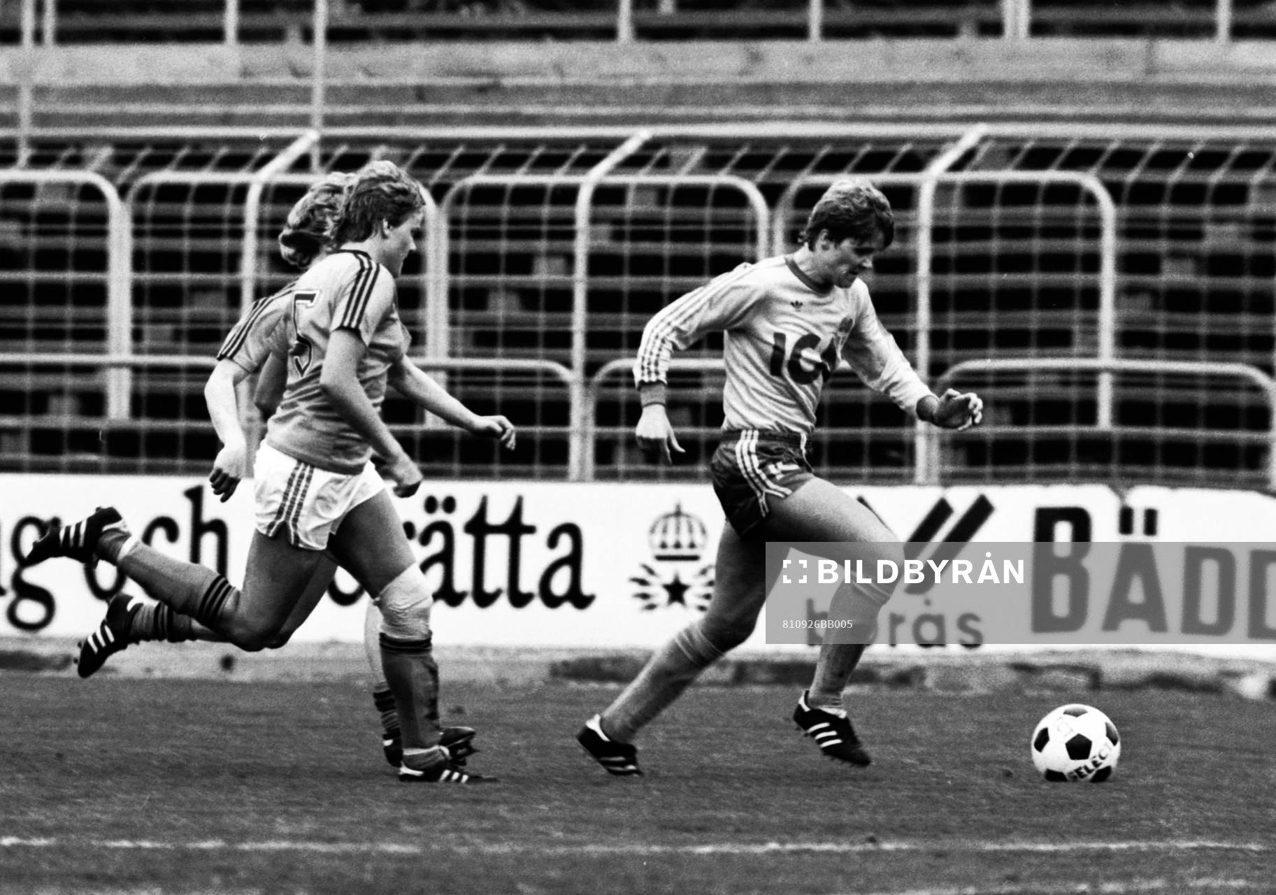 Pia Sundhage, Sverige