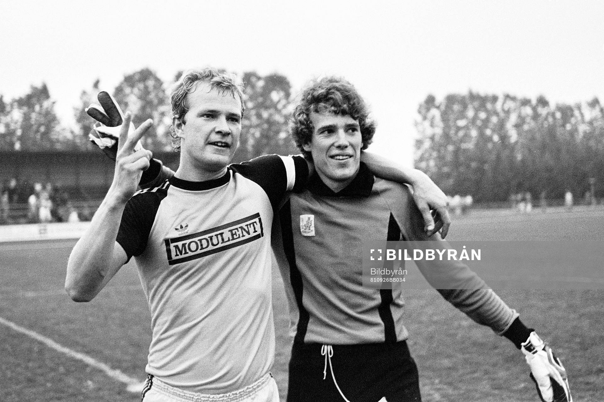 Tremålsskytten Dan Granqvist jublar