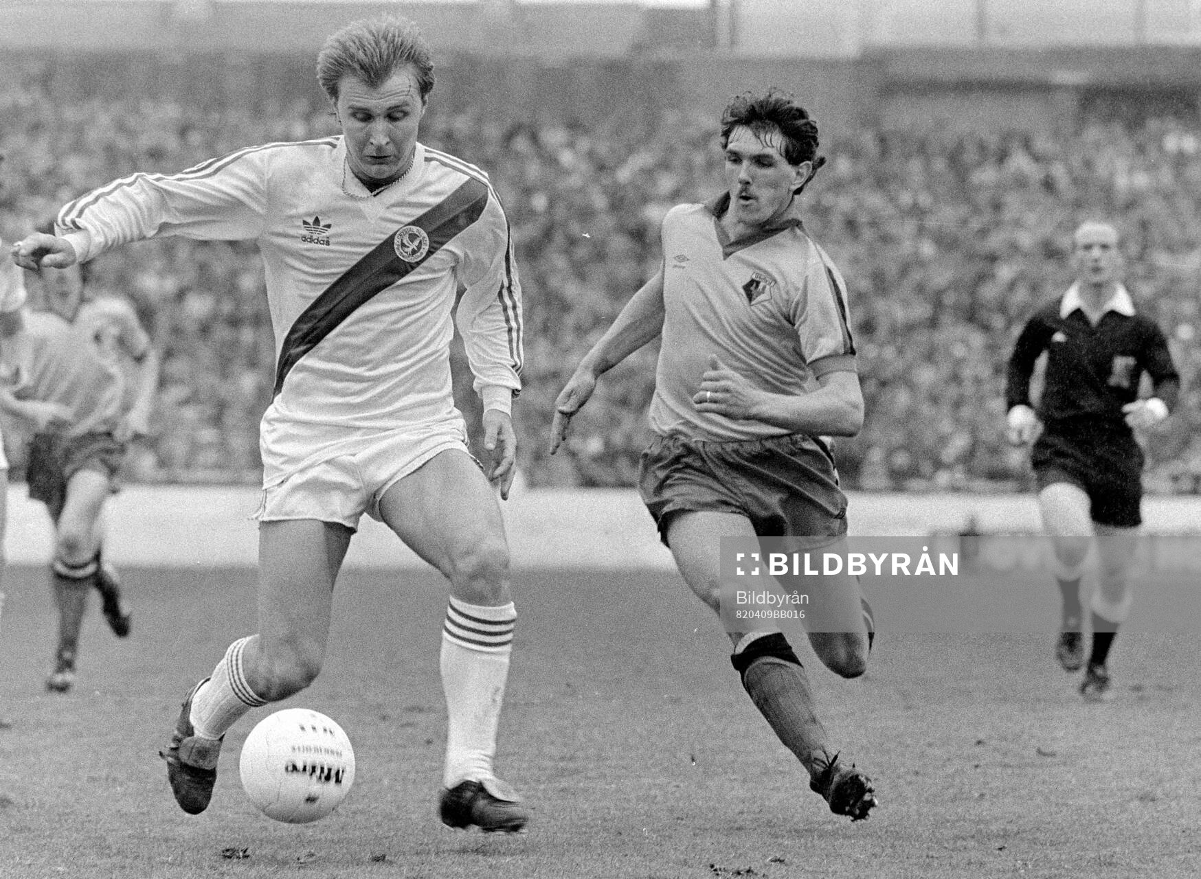 Crystal Palaces Kevin Mabbutt, Watfords Ian Bolton