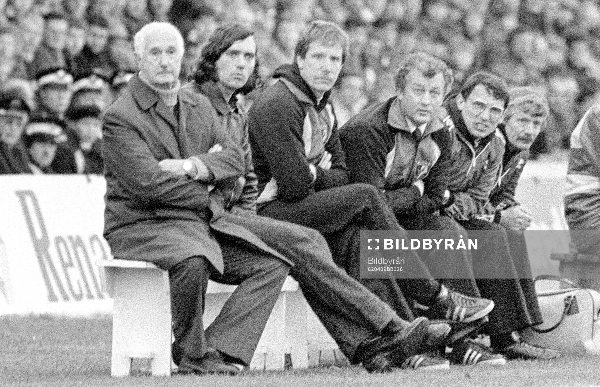 Watfords bench with manager Graham Taylor (2nd right)