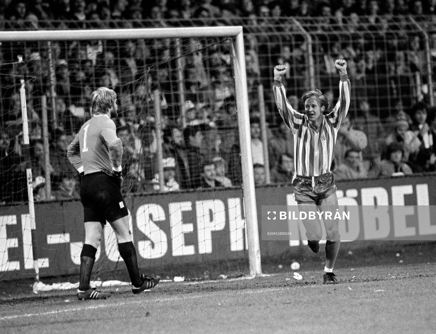 Dan Corneliusson Göteborg har kvitterat till 1 - 1. Ronnie