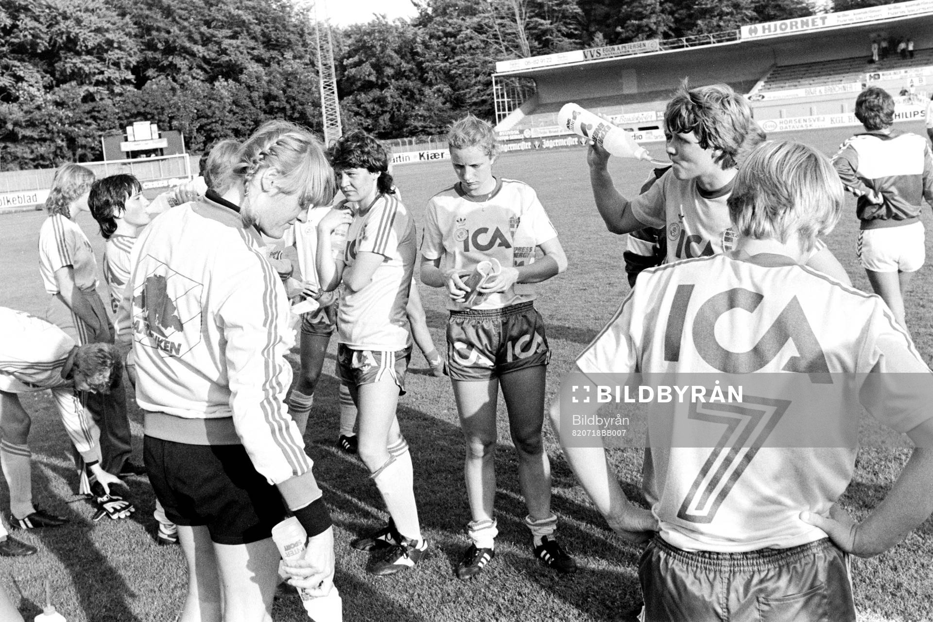 Pia Sundhage och Sverige deppar