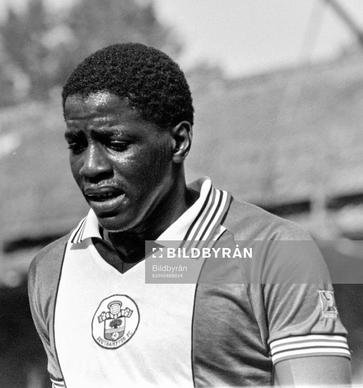 Southampton - Aston Villa: Southamptons Justin Fashanu
