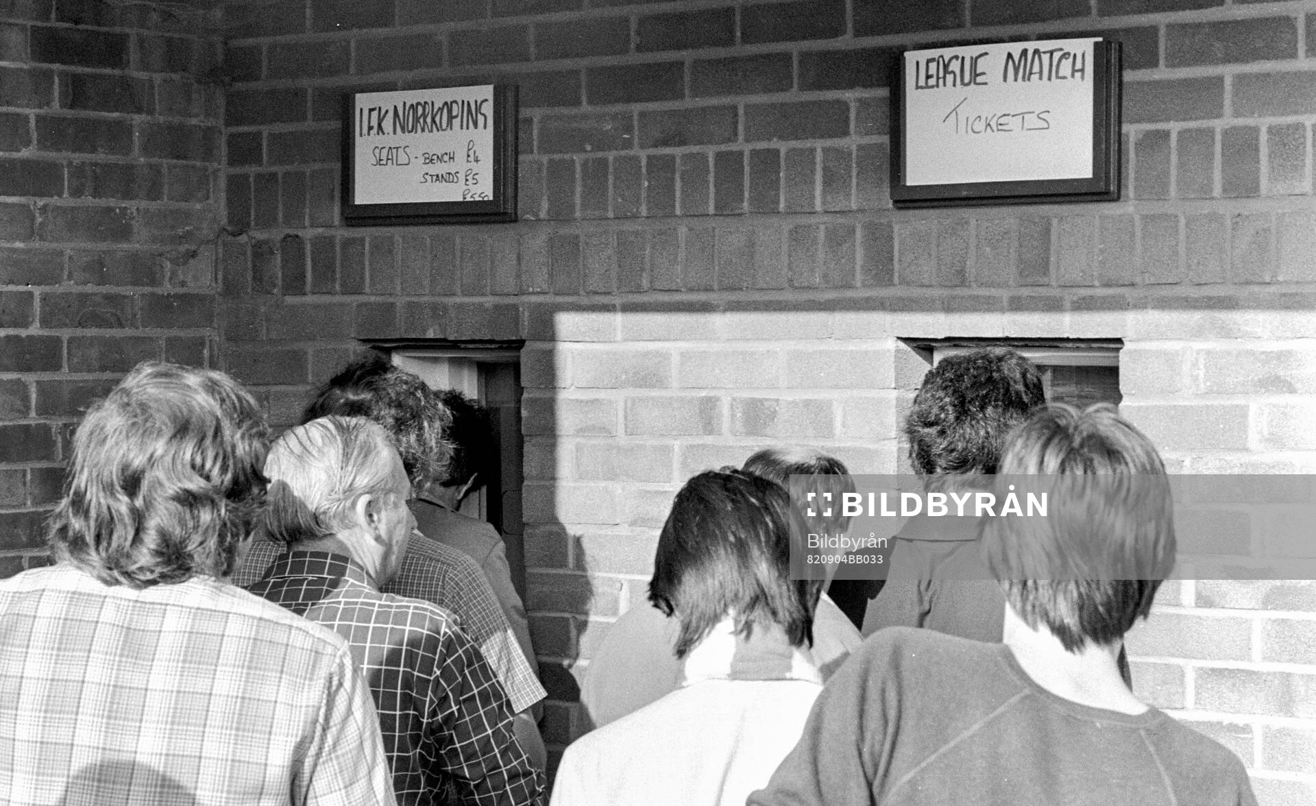 Southampton - Aston Villa: Ticket office at The Dell
