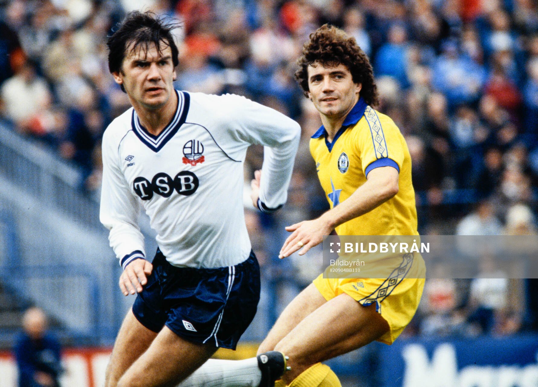 Football, Division Two, England 1982-1983, Bolton - Newcastle: Paul Jones of Bolton and Kevin Keegan of Newcastle.