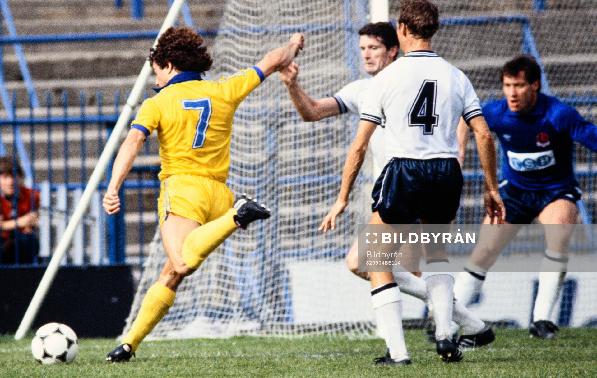 Football, Division Two, England 1982-1983, Bolton -