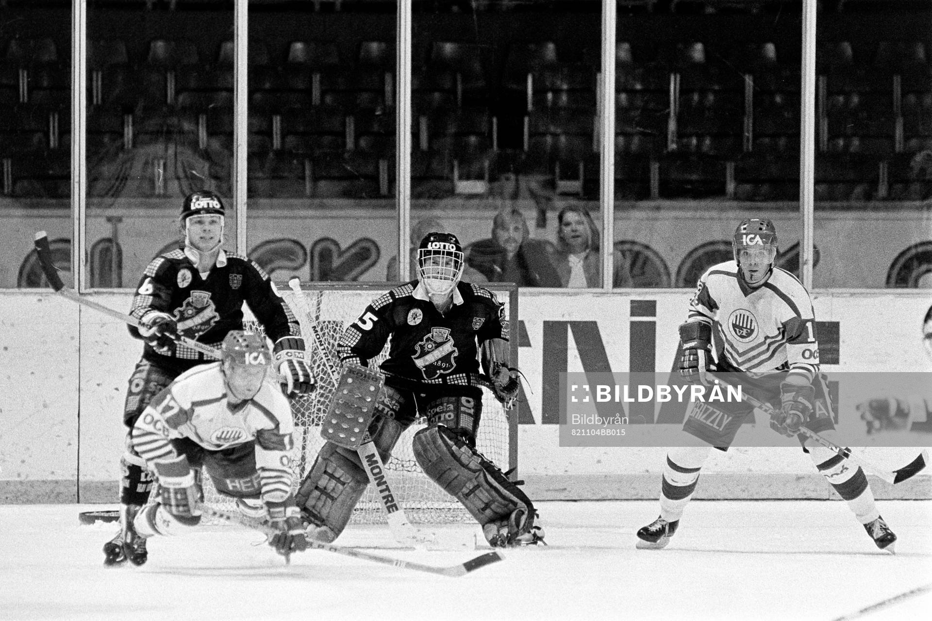 Hans Cederholm, AIK trycker ner frölundas Peter Helander