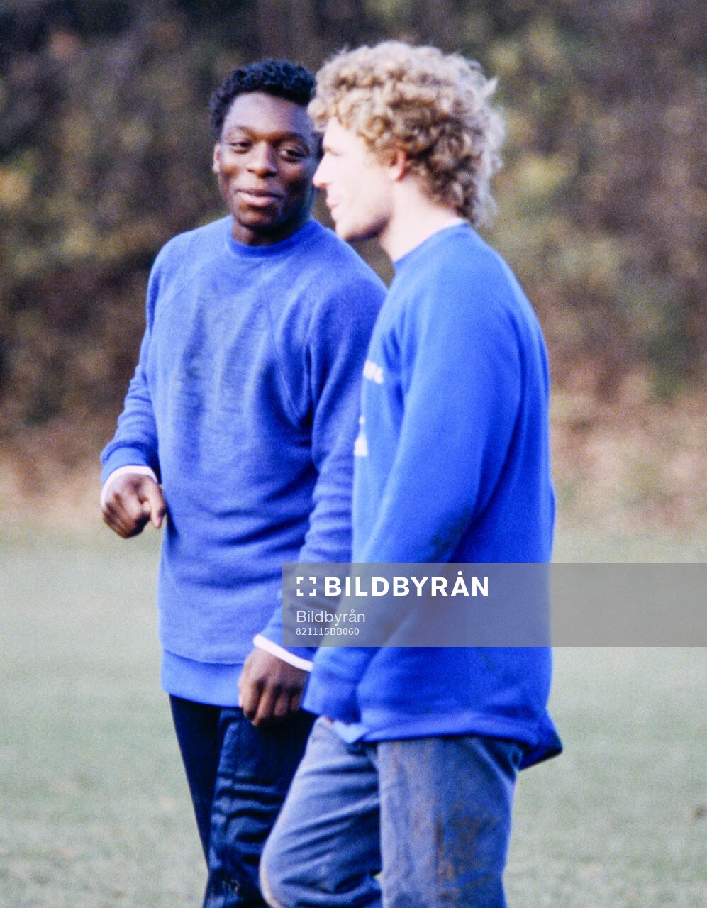 Football, Division One, England, Tottenham, Training session: Garth Crooks and Micky Hazard.