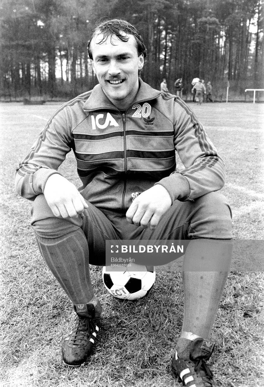 Fotboll, Allsvenskan, Öster, förhands: Åke Andersson.