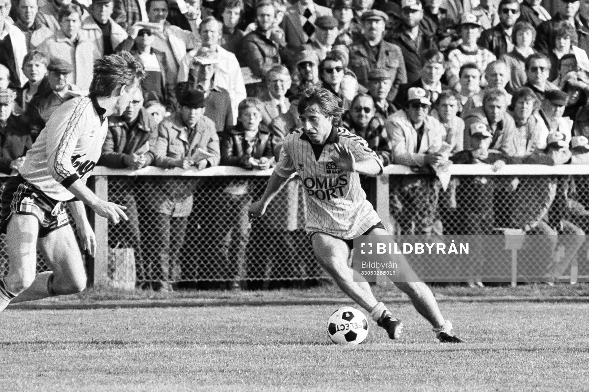 Harald Sörensen, Häcken med bollen