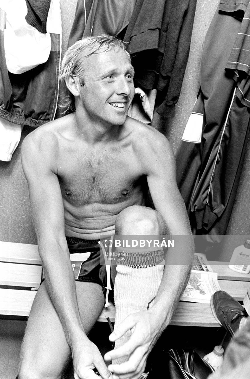 Sven-Bertil Andersson, Mjällby i omklädningsrummet