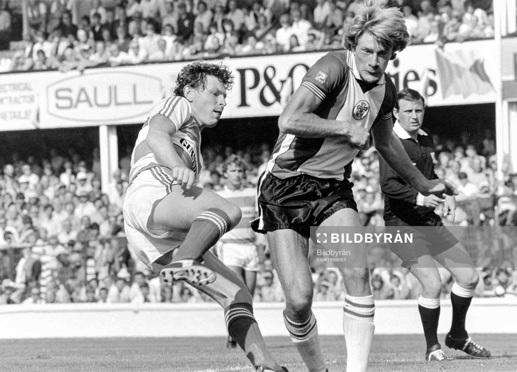 Football, Division One, England, Southampton - Queens Park