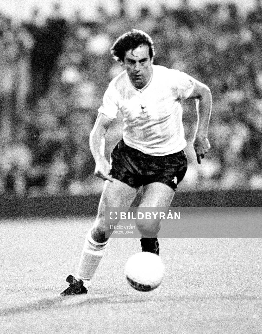 Fotboll, Division One, Tottenham - Coventry: Graham Roberts of Tottenham.