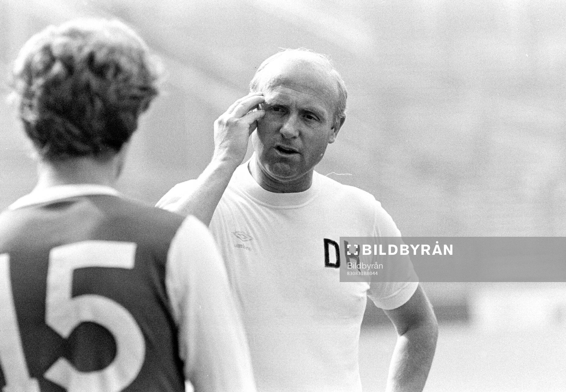 Football, English Division One 1983-84, Arsenal, Training session: Arsenal assistant manager Don Howe.