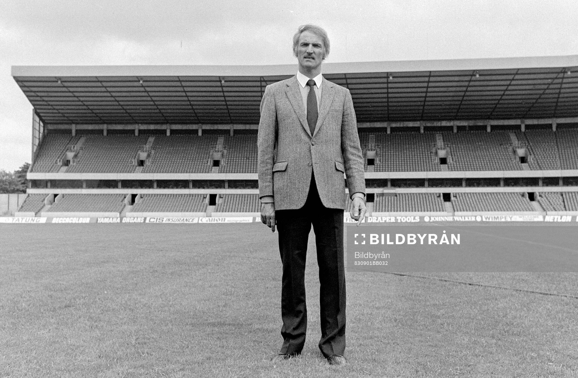 Football, Division One, England 1983-84, Wolverhampton