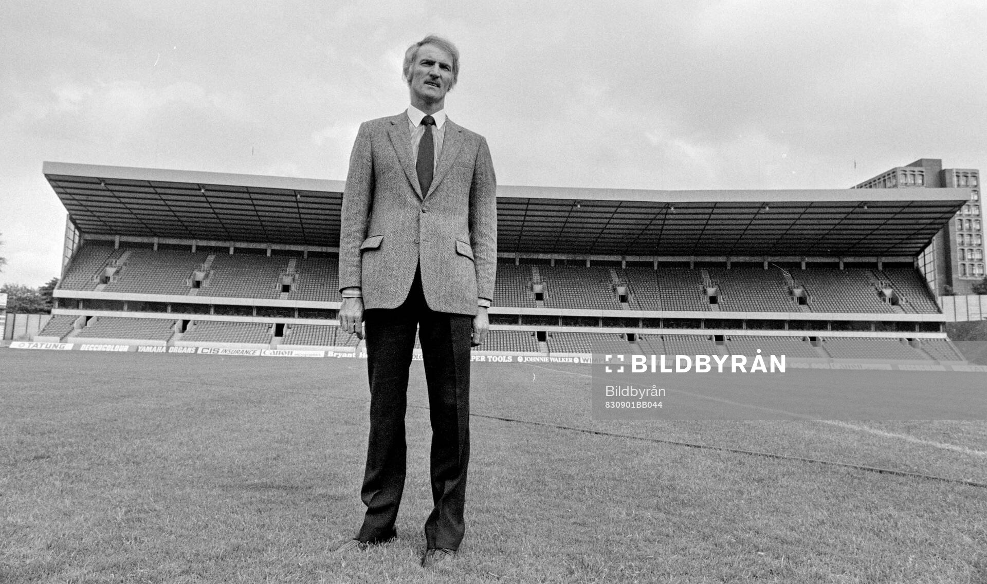 Football, Division One, England 1983-84, Wolverhampton