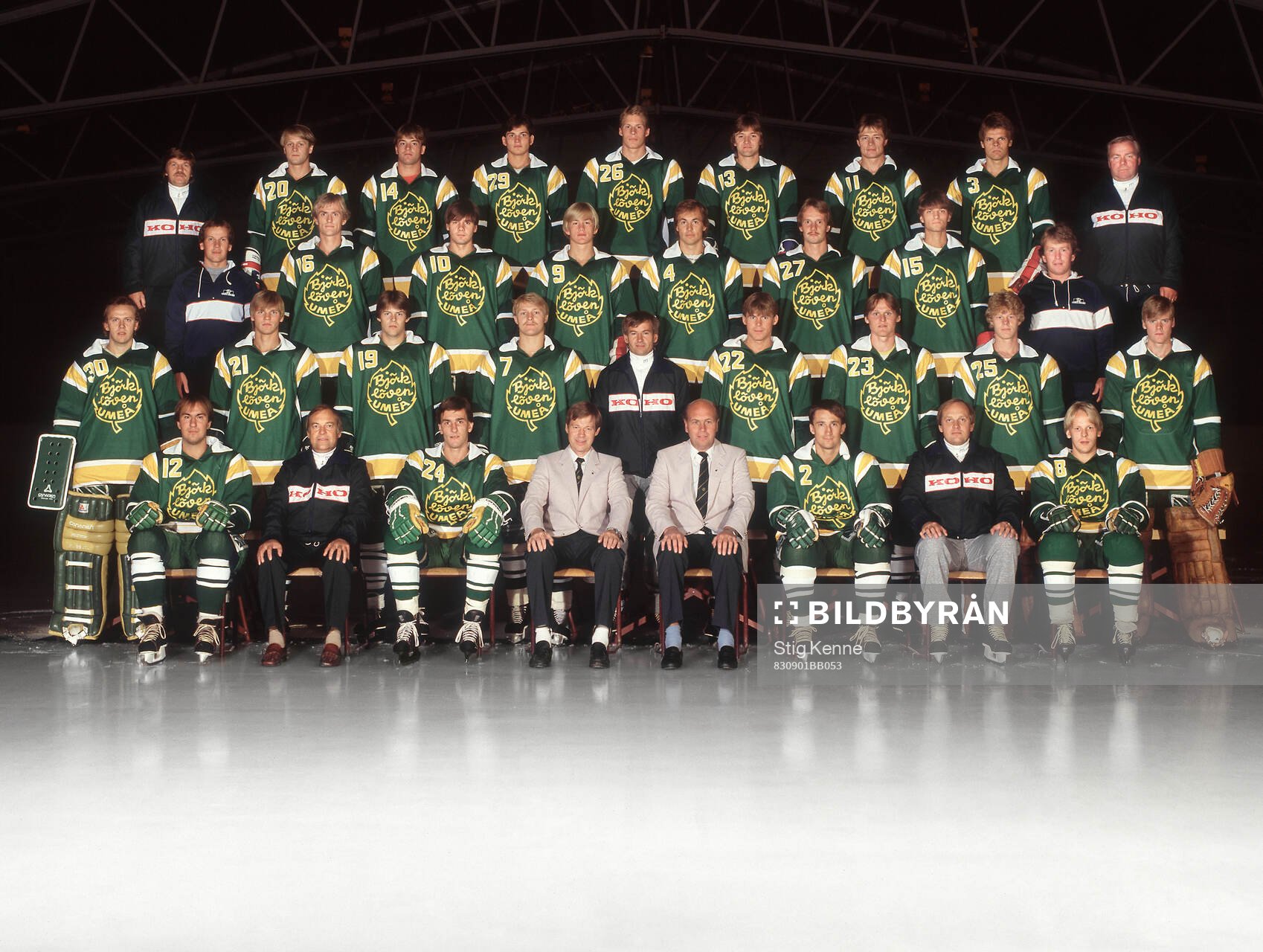 Spelare och personal i Björklöven