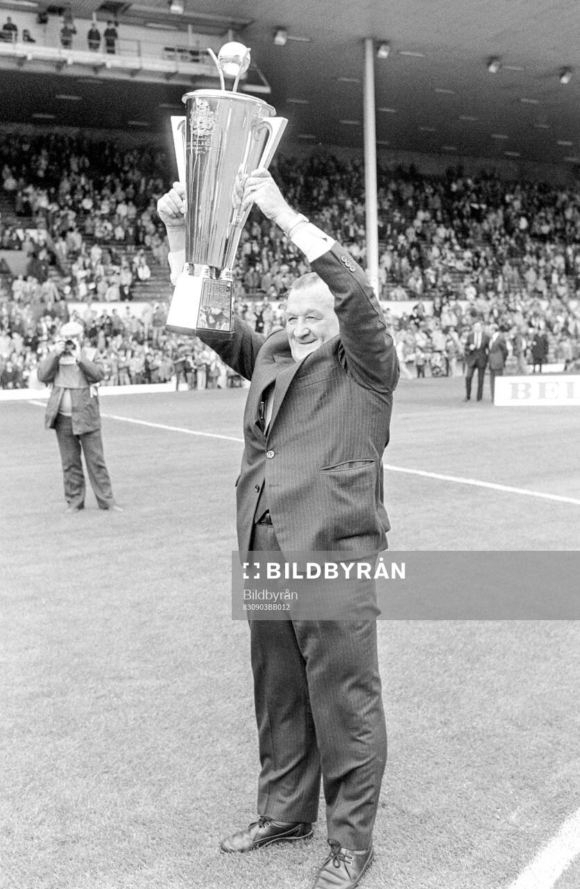 Liverpool - Nottingham Forest: Retired Liverpool manager