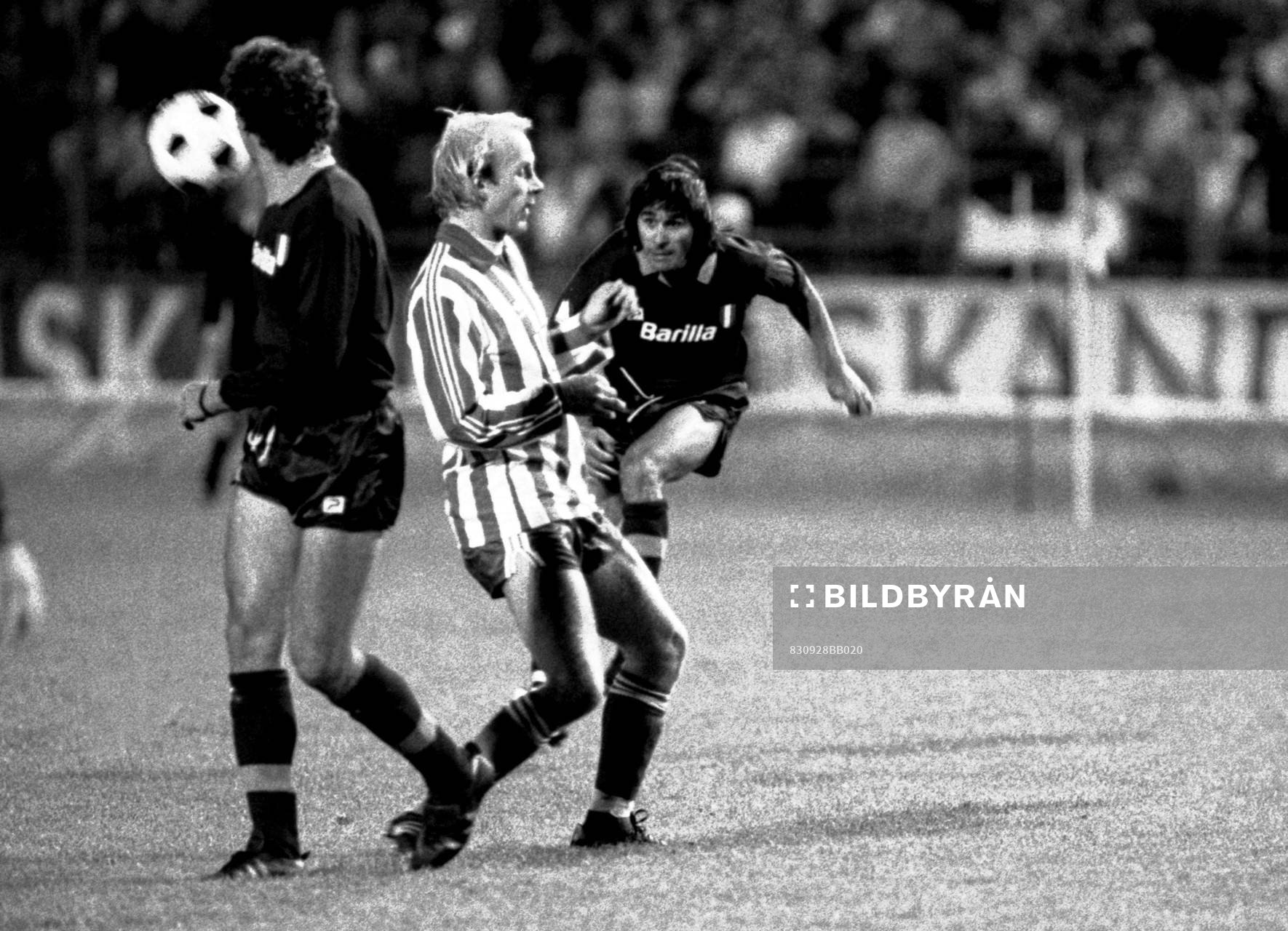 Tord Holmgren, Göteborg försöker stoppa ett skott