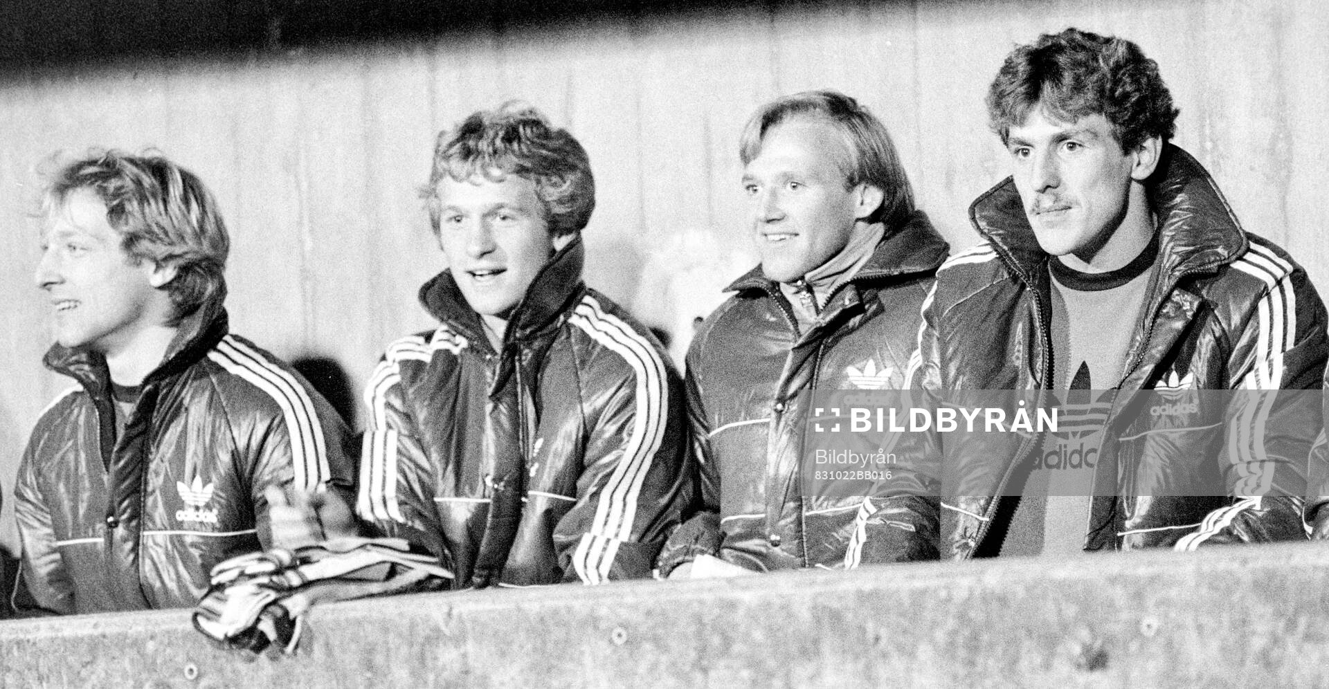 Football, Bundesliga 1983-1984, Stuttgart - Bayern Munich: Jürgen Klinsmann and Dan Corneliusson of Stuttgart on the bench.   