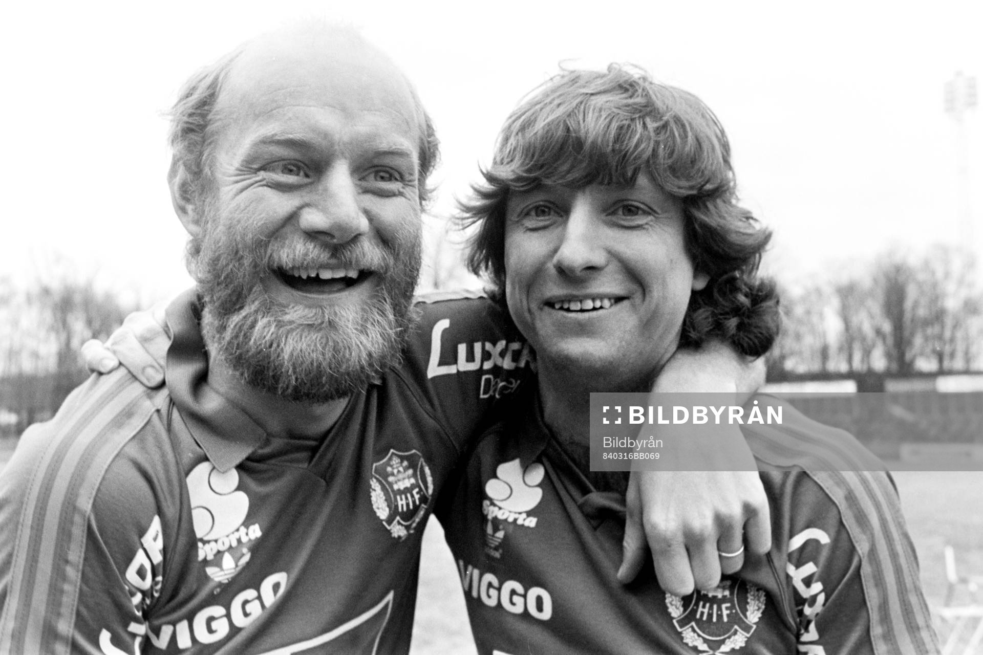 Fotboll, Div 2 Södra, Helsingborg, förhands: Thomas Sjöberg och Tore Cervin.