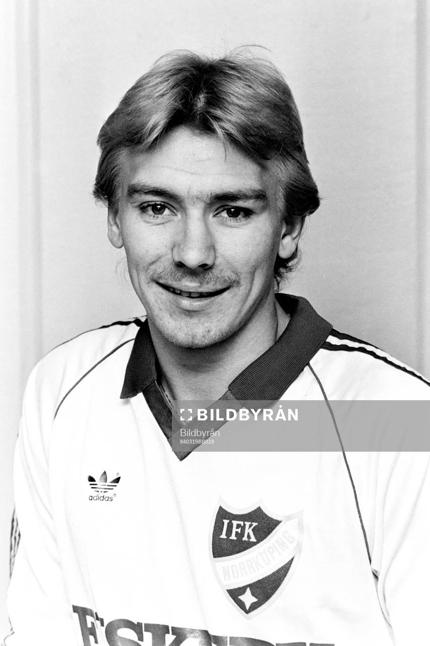 9 Fotboll, Allsvenskan, IFK Norrköping, förhands: Jan Hellström