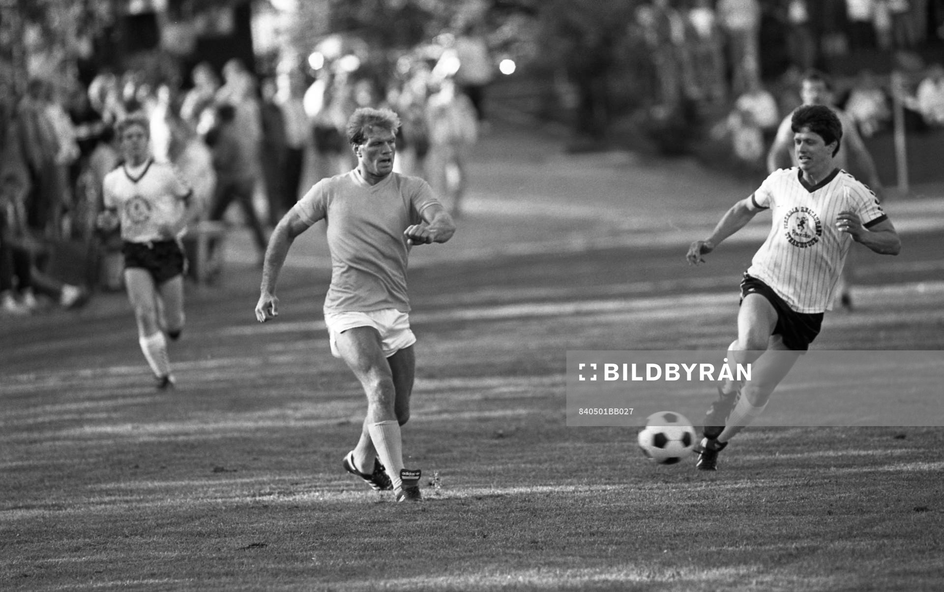 Brottning, Fotboll, Brottningslandslaget -