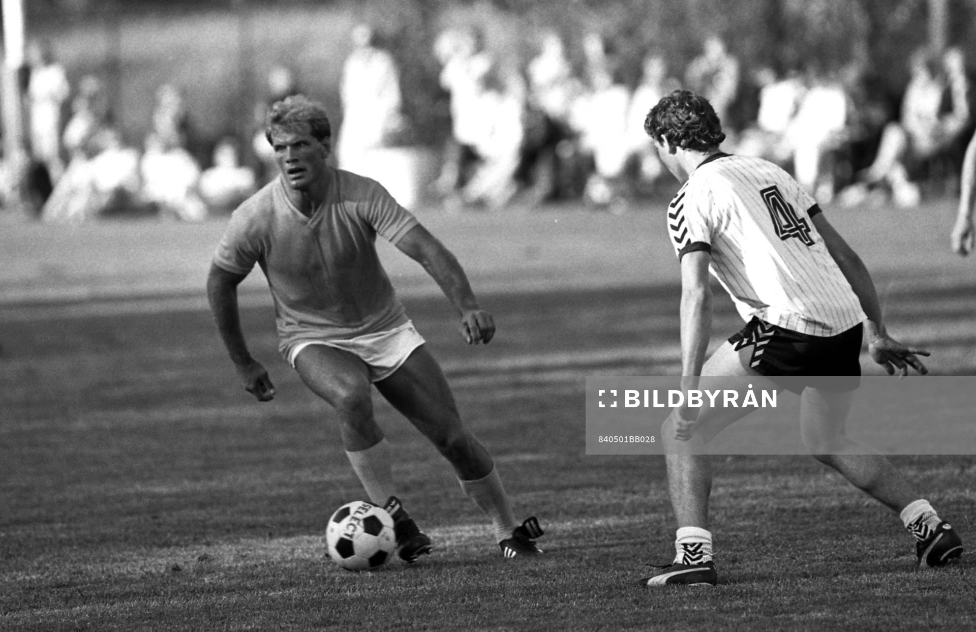 Brottning, Fotboll, Brottningslandslaget -