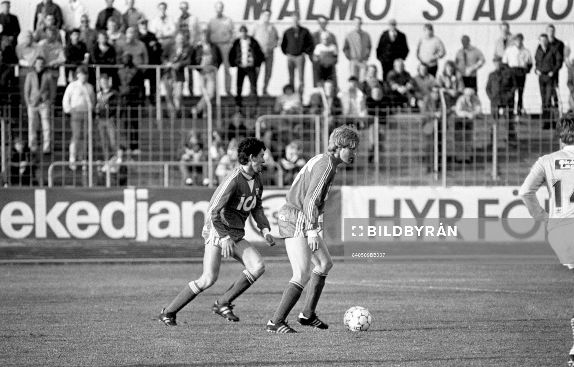Jerry Carlsson, Göteborg med bollen