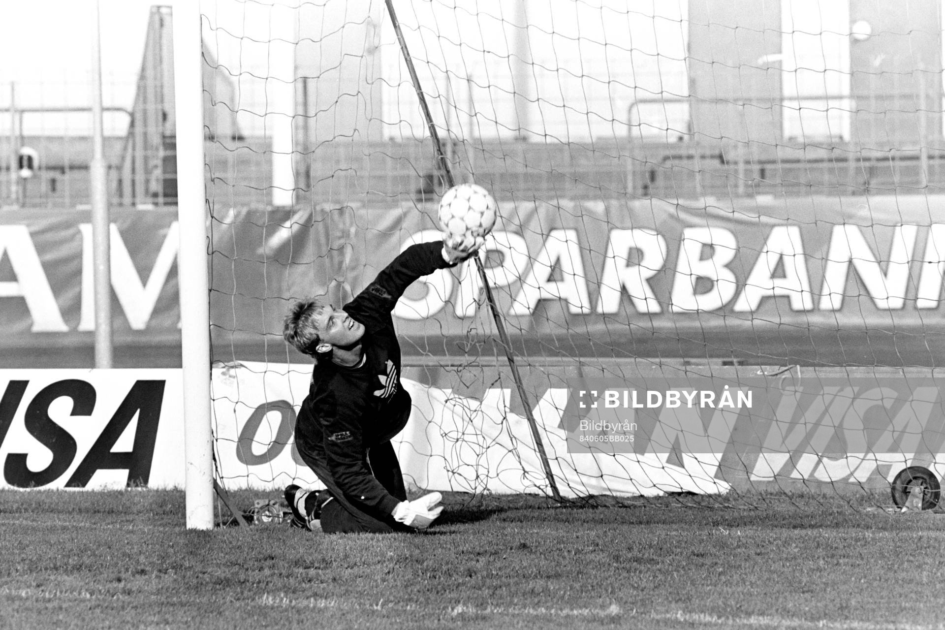 Bernt Ljung, målvakt