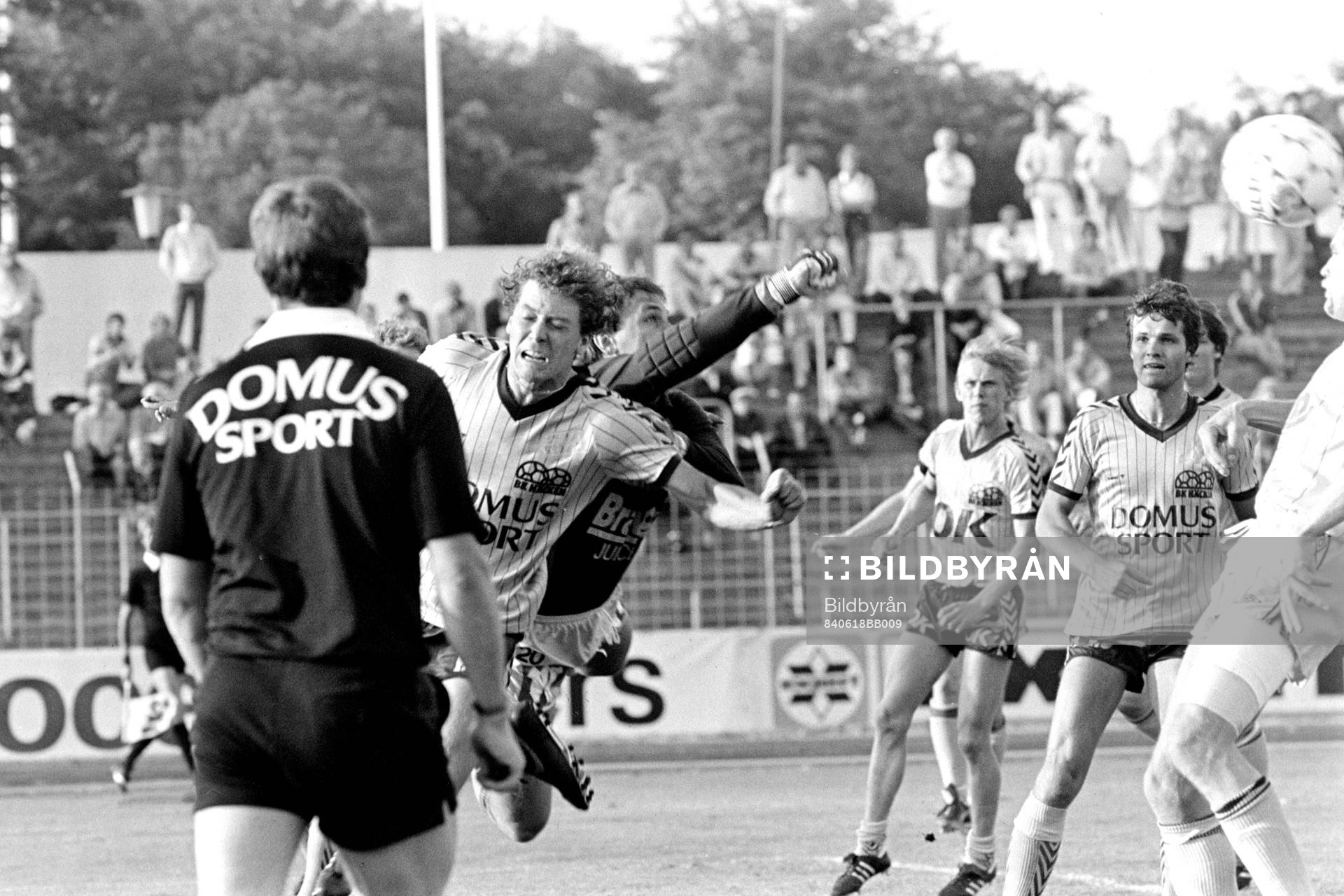 Sonny Karlsson, Häcken i mitten