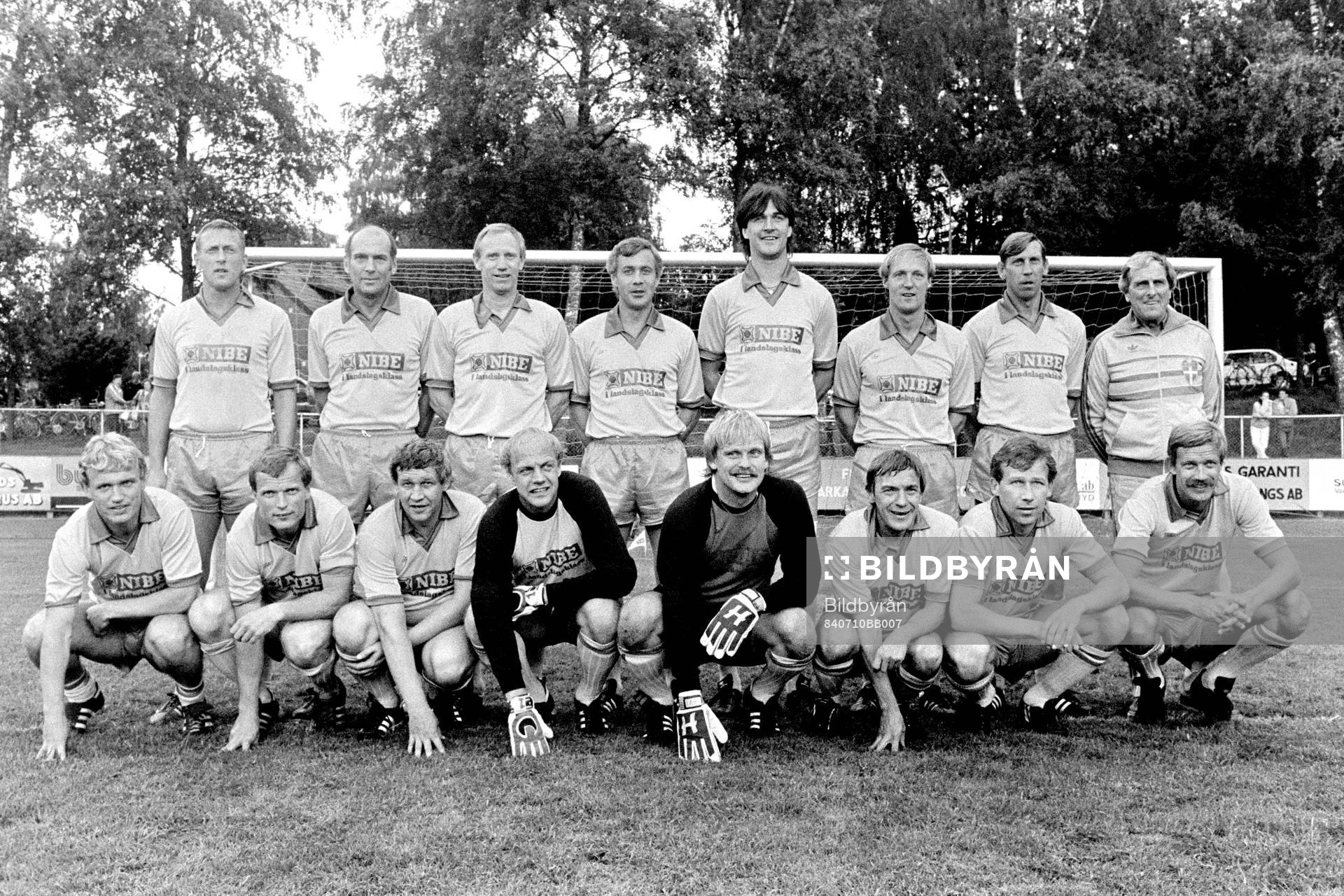 Bakre raden fr. v Örjan Persson, Ove Grahn, Björn