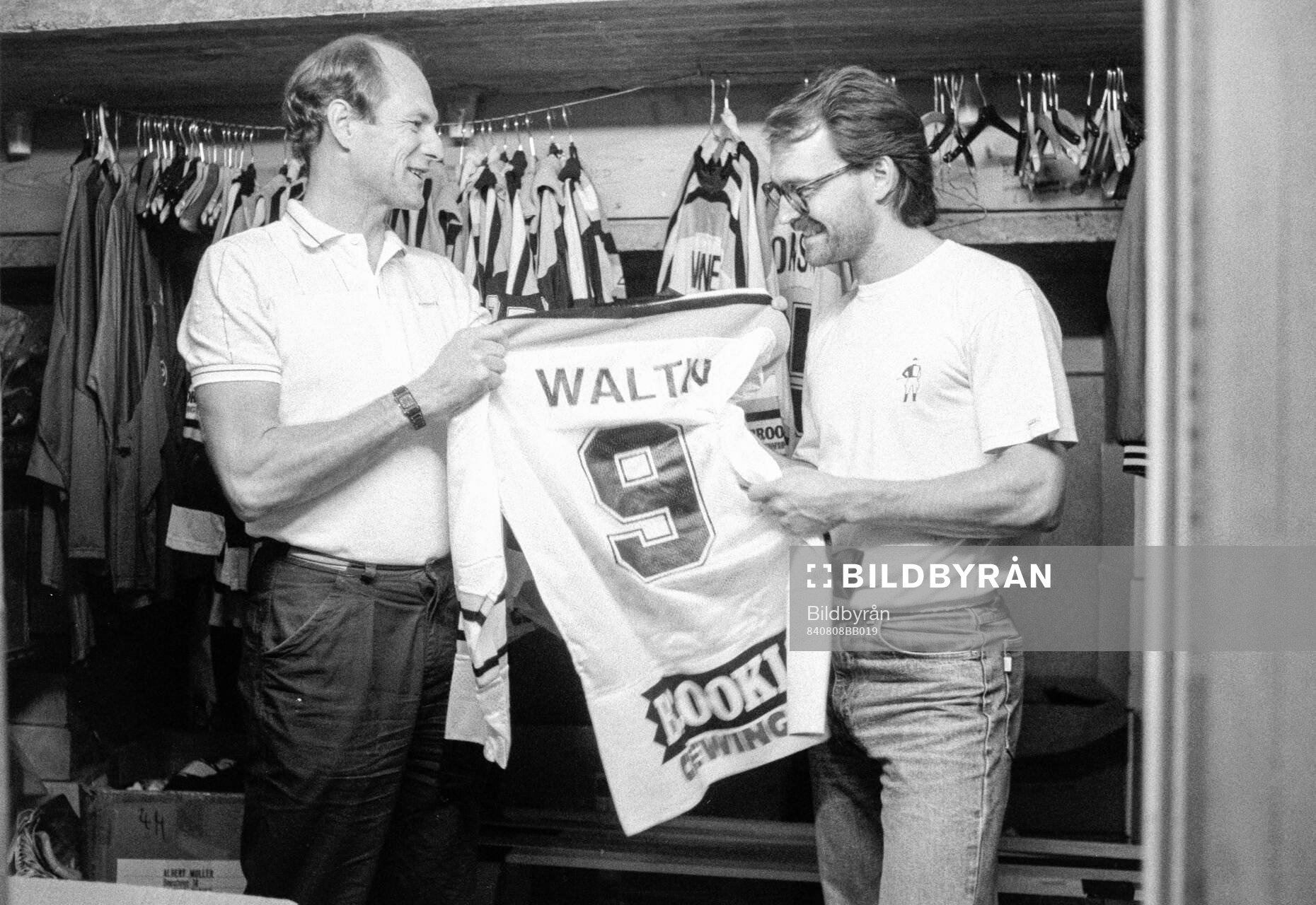 Coach John Slettvoll and player Mats Waltin of HC Lugano
