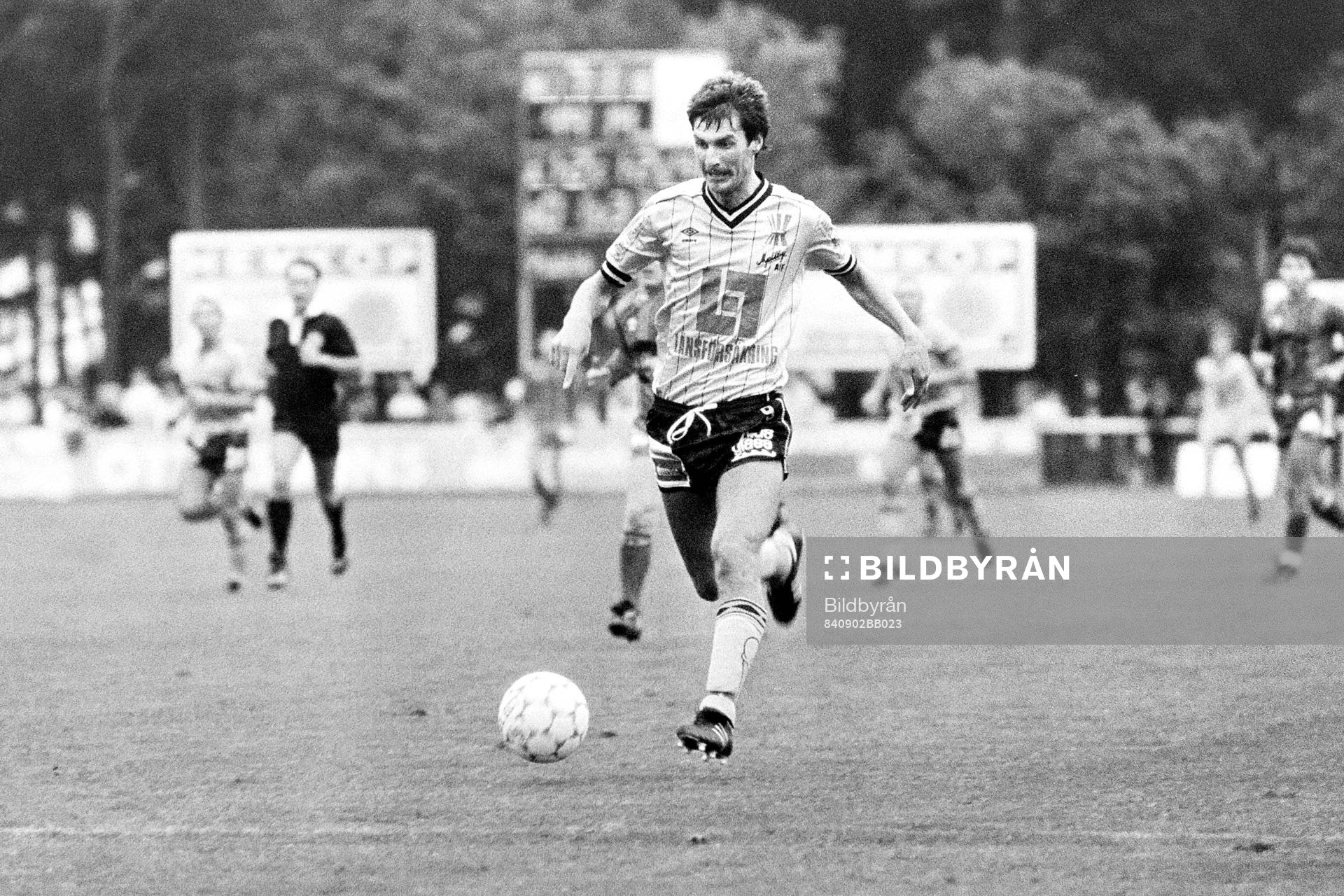 Lennart Johansson, Mjällby med bollen