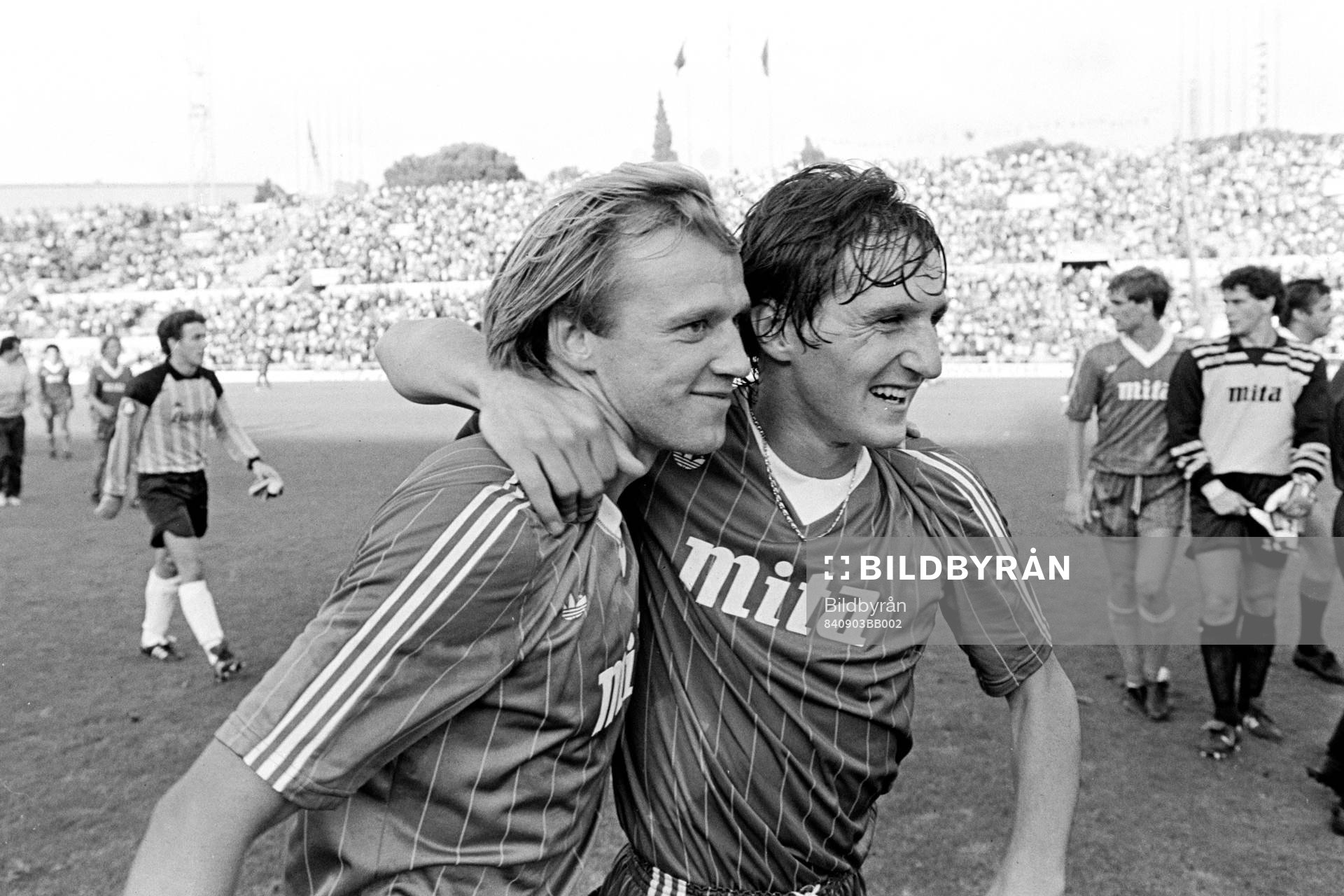 Dan Corneliusson, Como, jublar