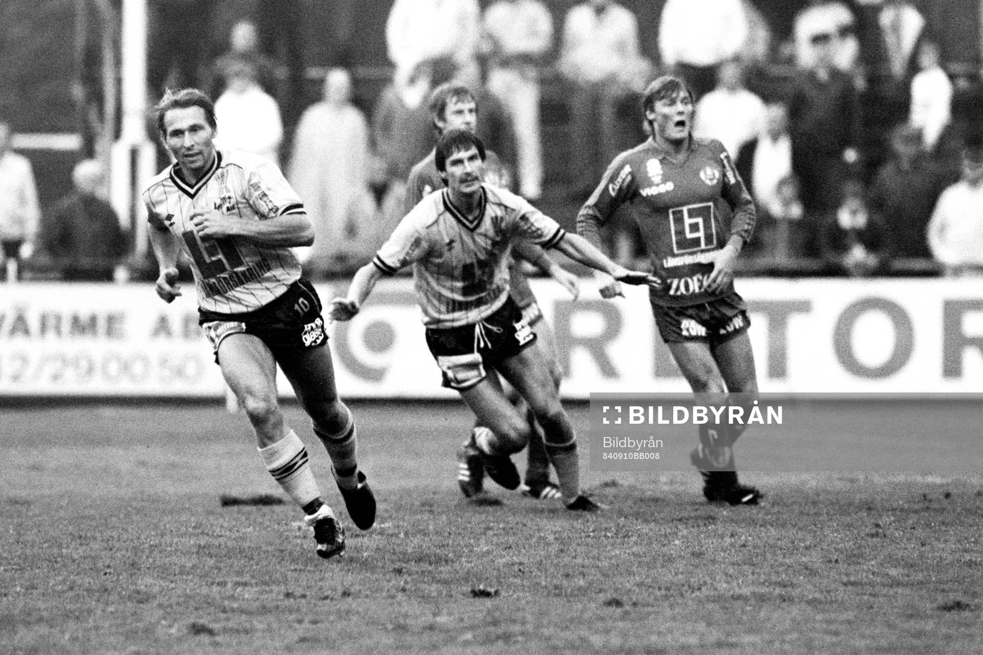 Bosse Andersson och Lennart Johansson, Mjällby jublar