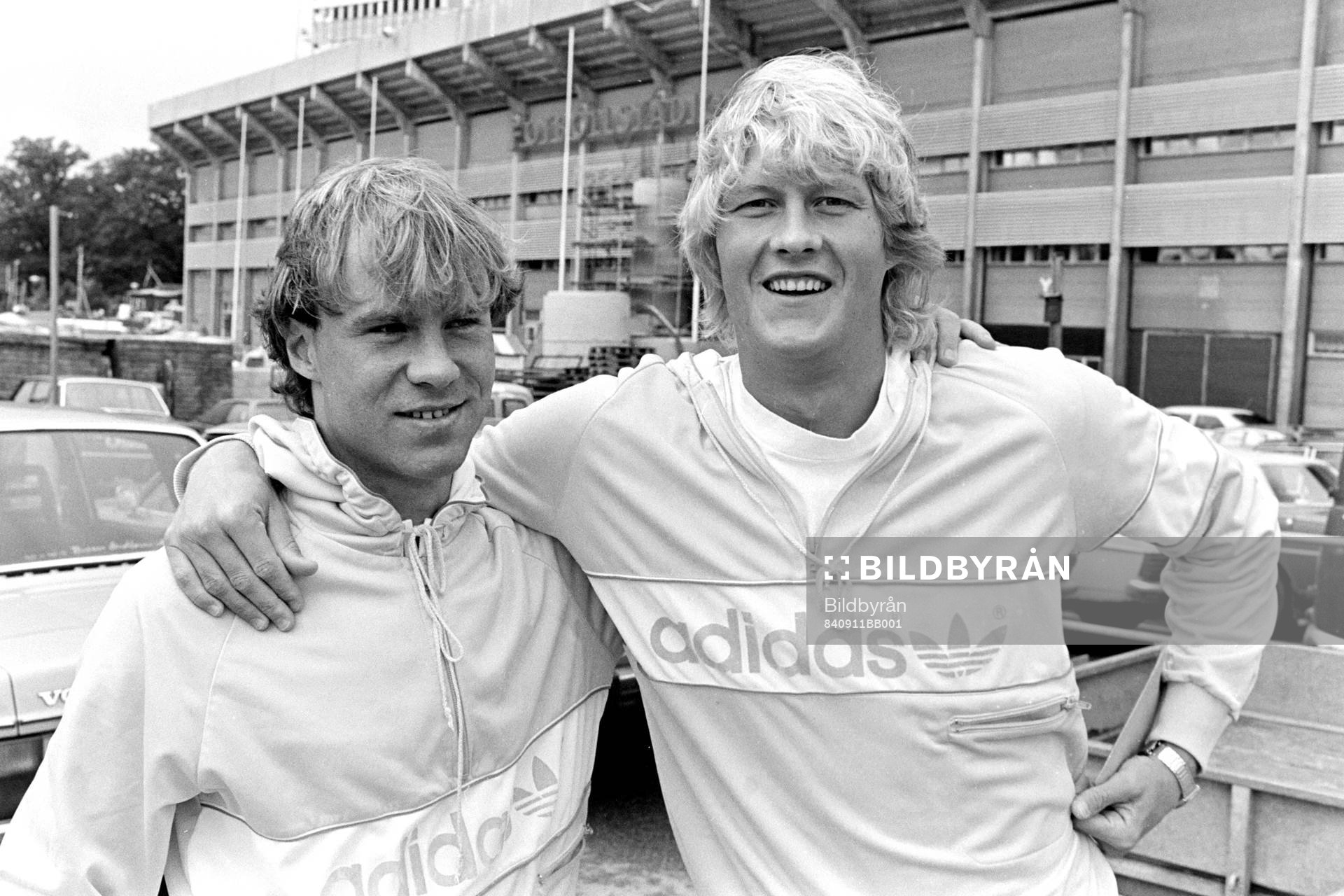Hasse Holmqvist och Håkan Sandberg, Sverige