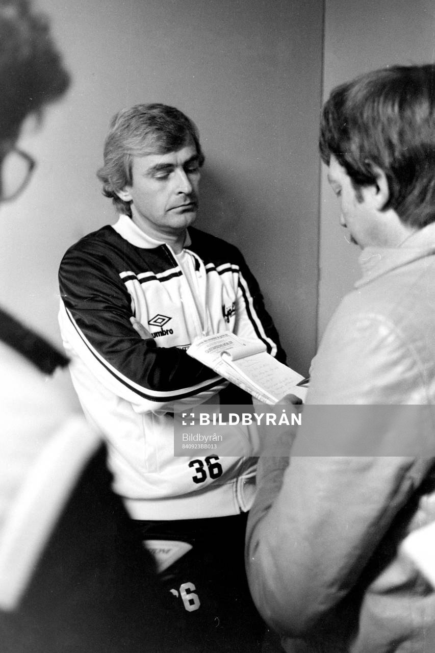 En besviken Göran Bogren, tränare i Mjällby