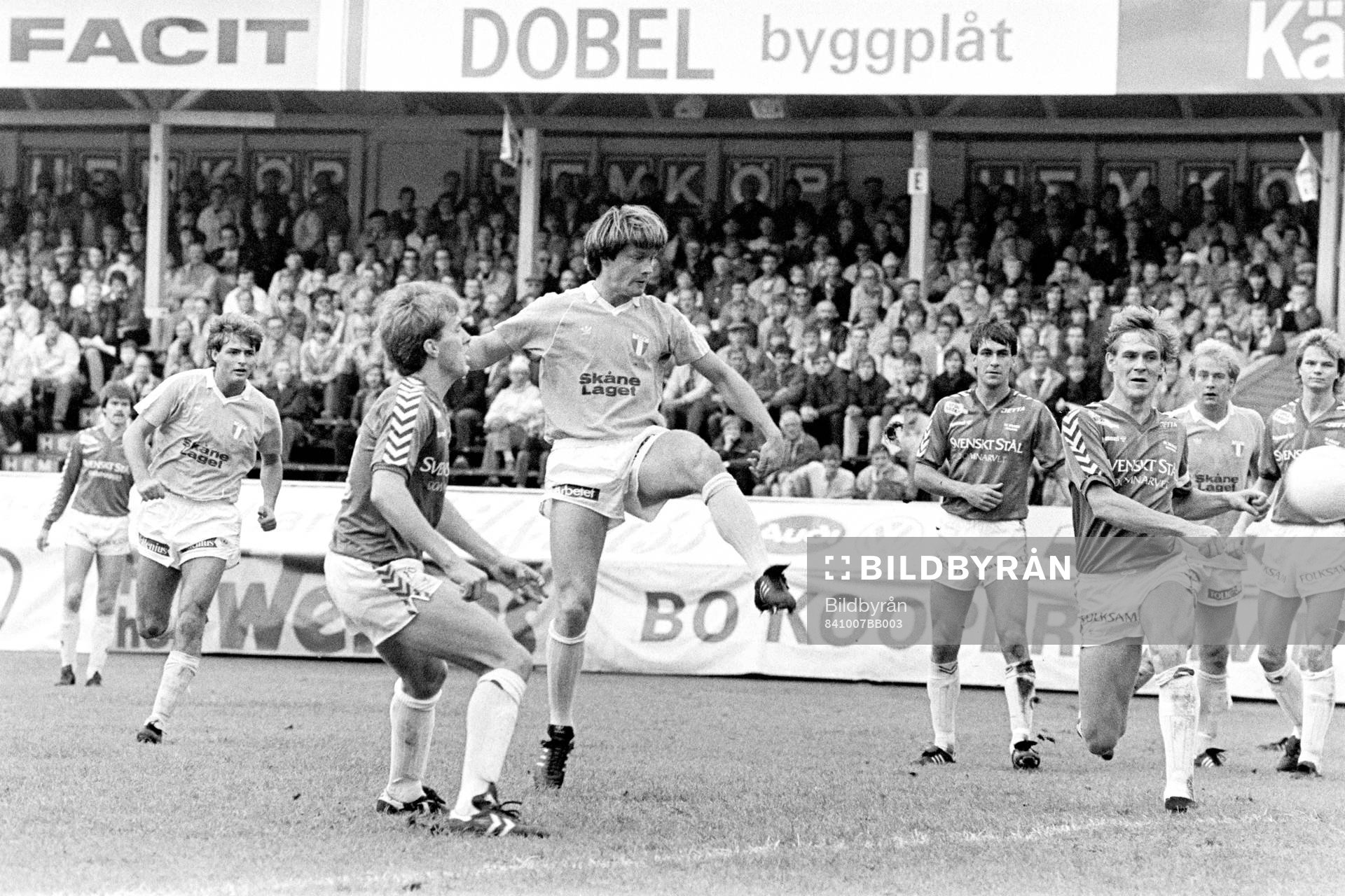 Fotboll, Allsvenskan, SM, Kvartsfinal, Brage - Malmö FF, 1-0: Hasse Borg, Malmö i ett anfall.