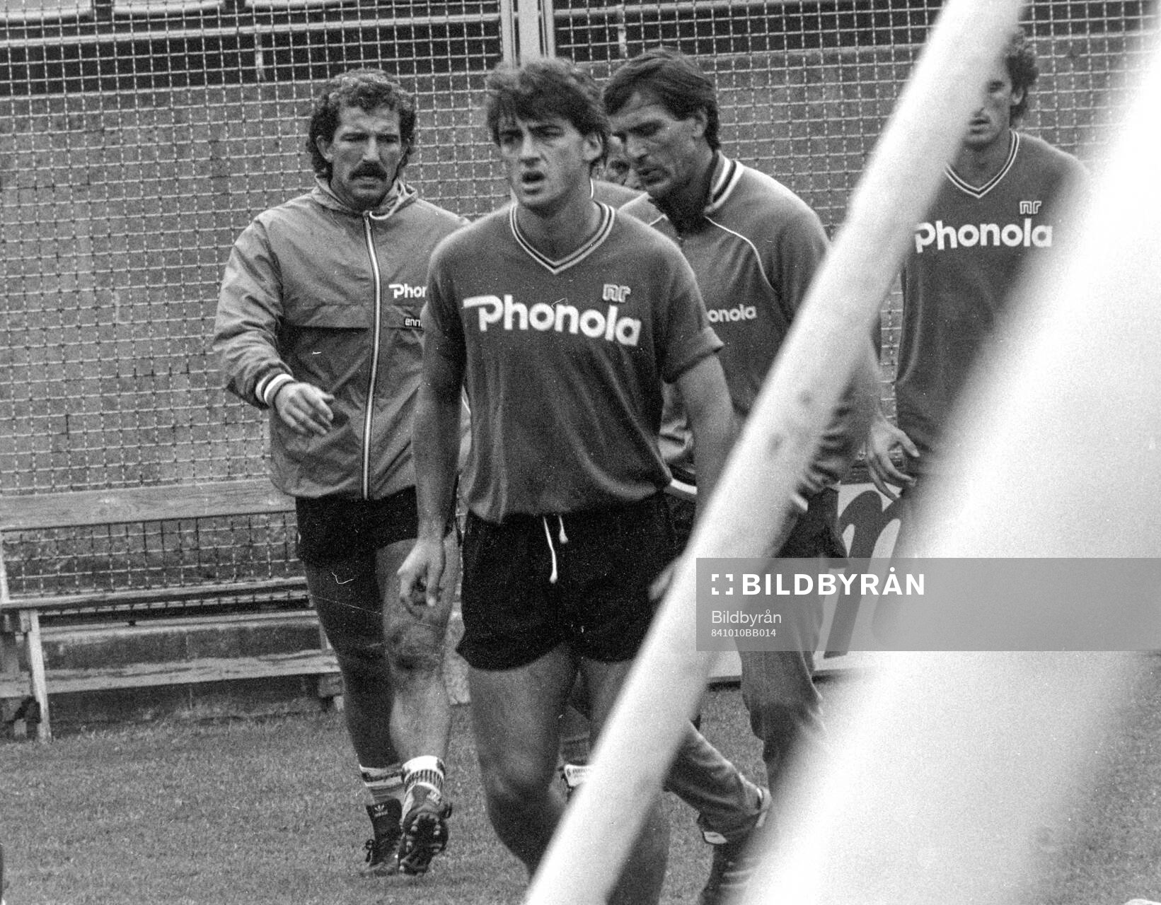 New british player Graeme Souness. Right Roberto Mancini