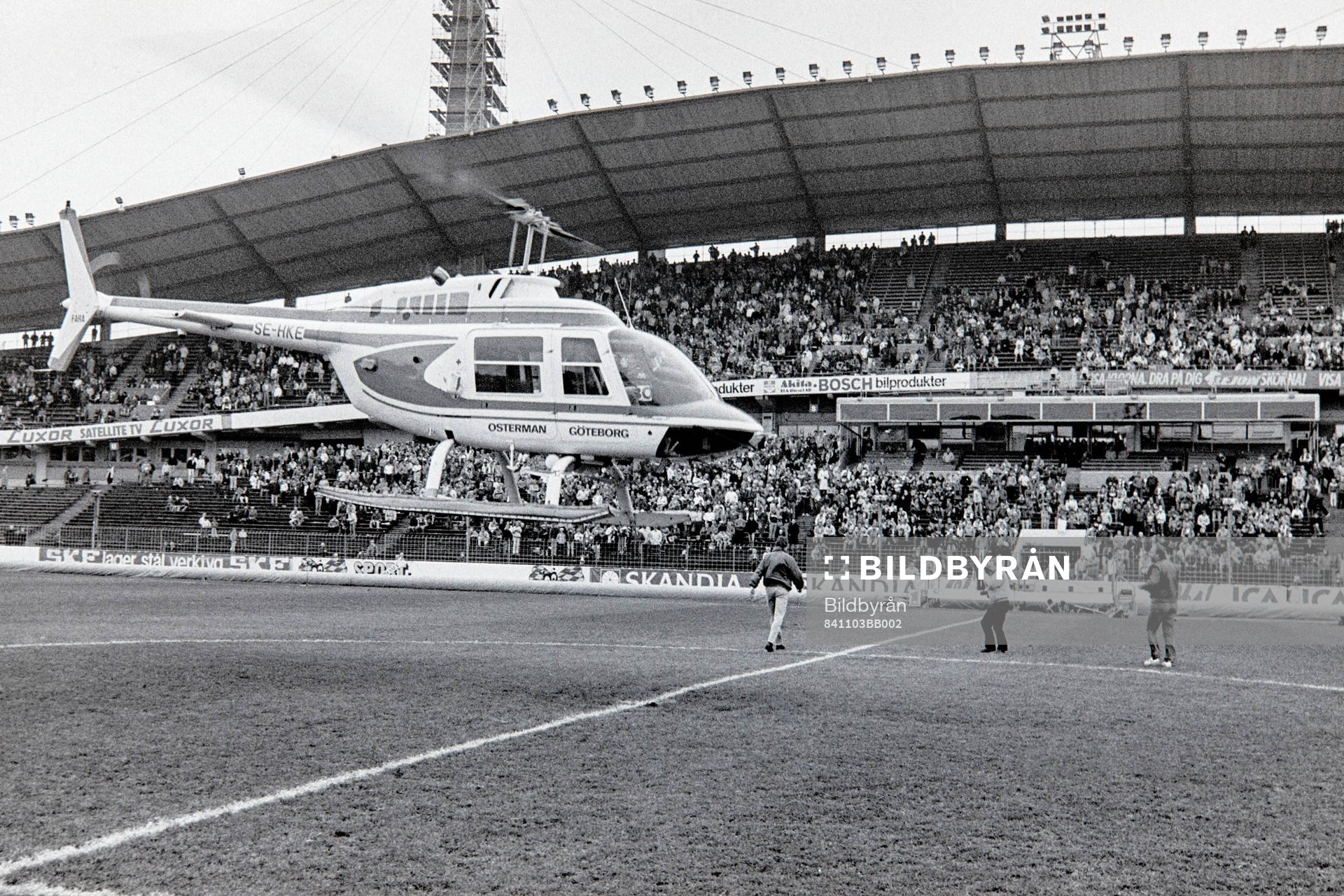 Helikopter landar på Ullevi